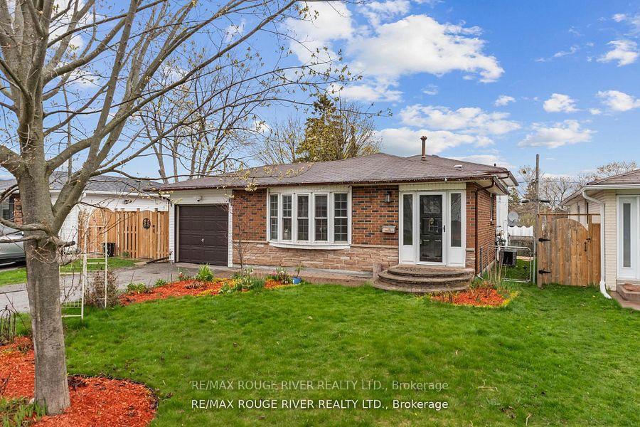 27 Archer Drive, Ajax — photo 2 of 5
