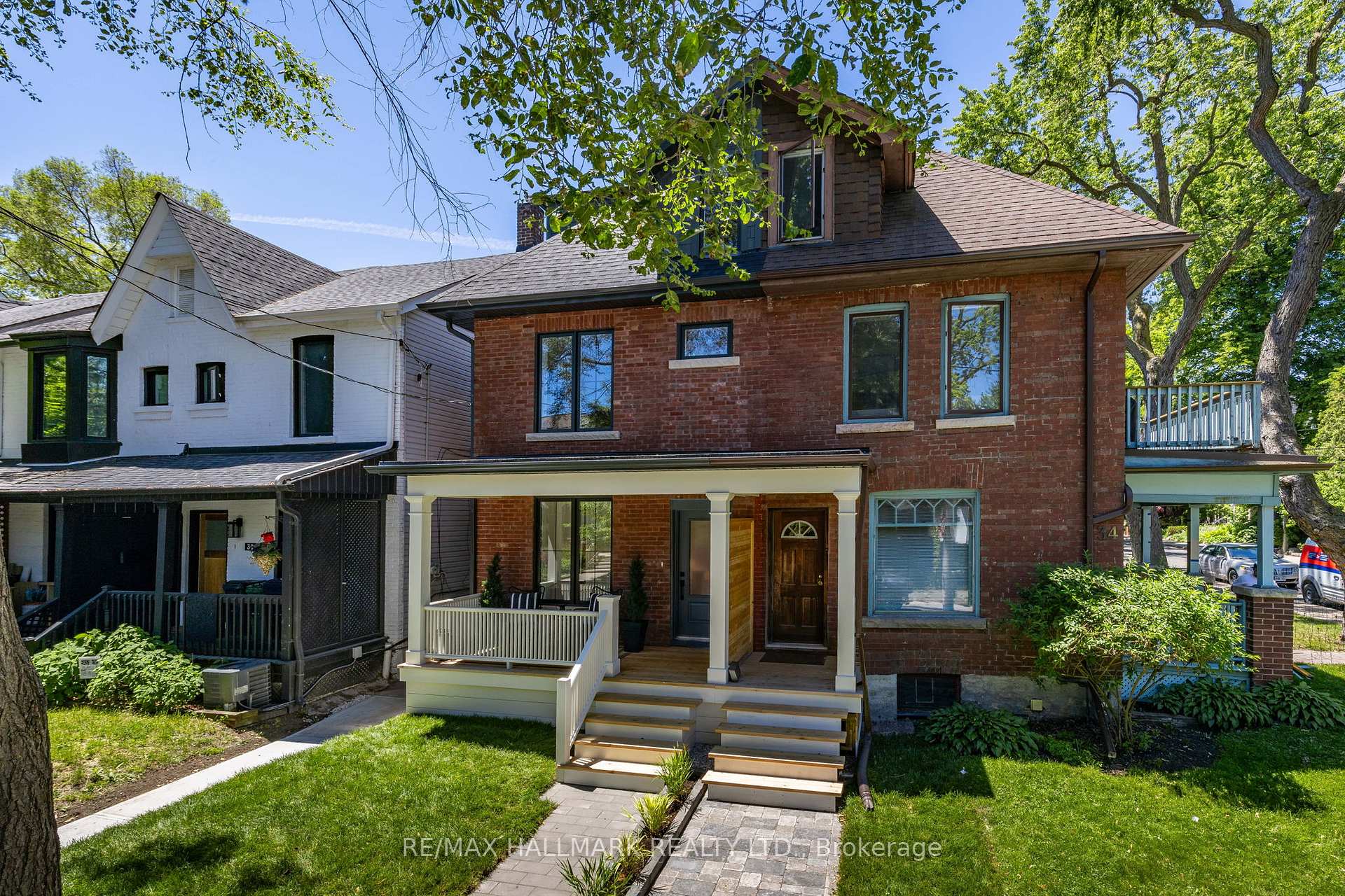 32 Howland Road, Toronto E01, ON M4K 2Z6 — Toronto E01, Ontario