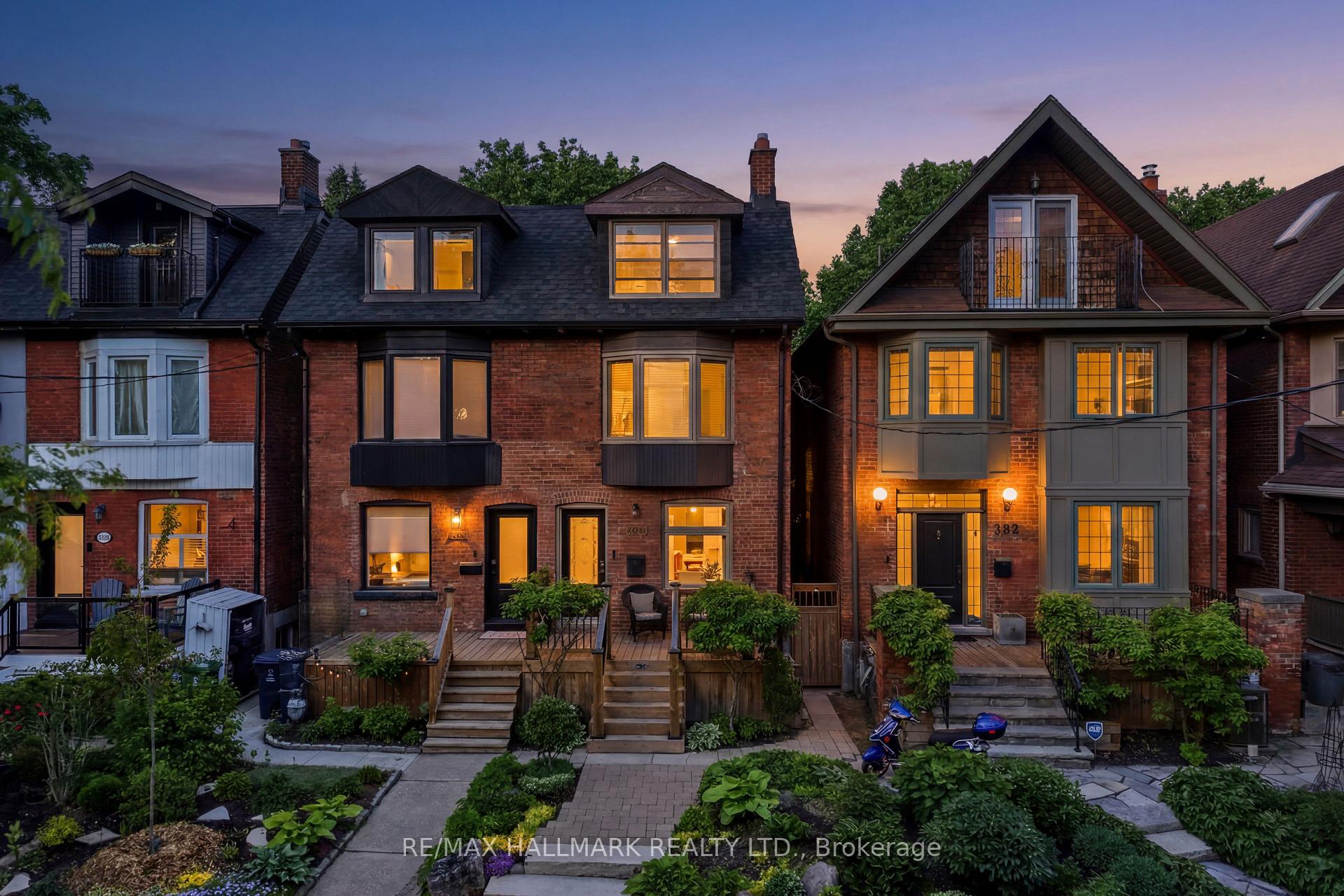 105 Bertmount Avenue, Toronto E01, ON M4M 2X8 — Toronto E01, Ontario