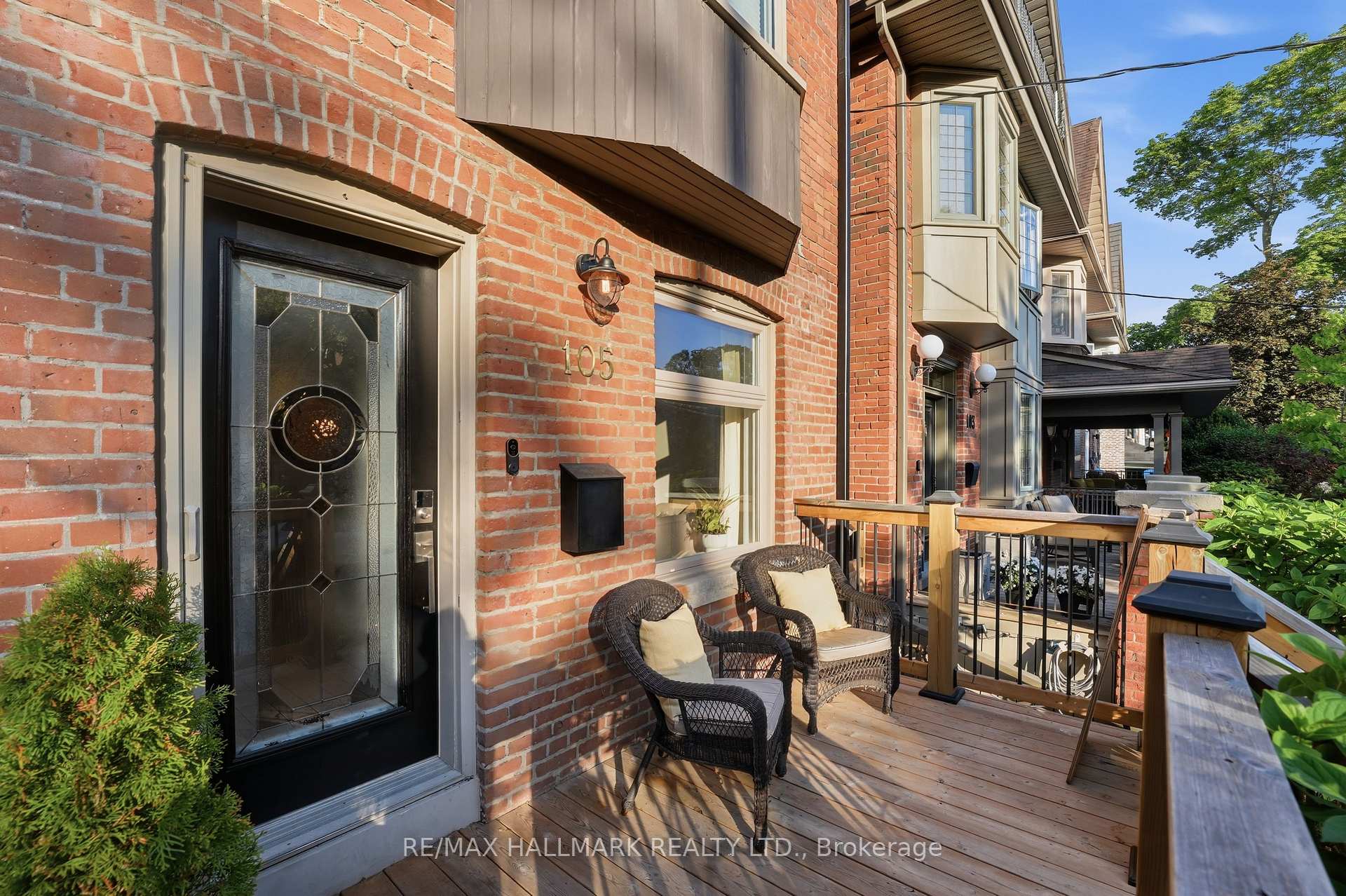 105 Bertmount Avenue, Toronto E01 — photo 3 of 5