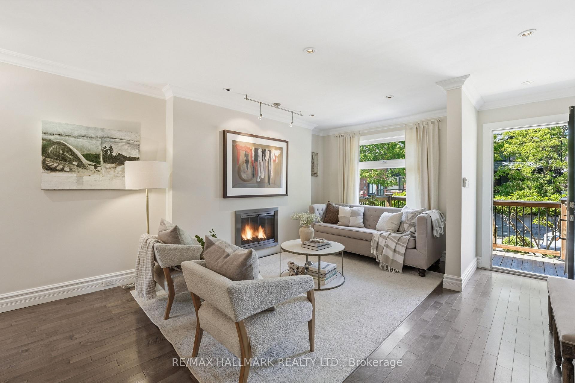 105 Bertmount Avenue, Toronto E01 — photo 4 of 5