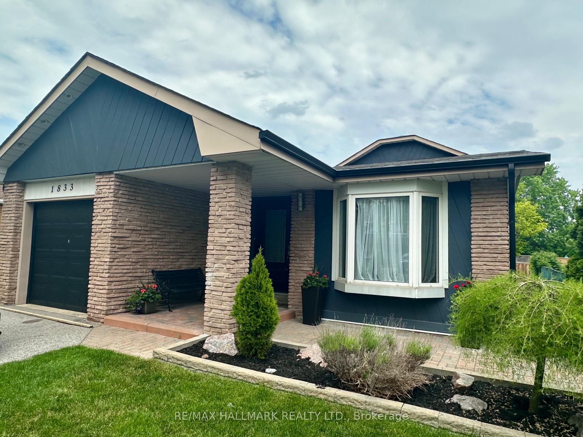 1833 Shadybrook Drive, Pickering, ON L1V 3A7