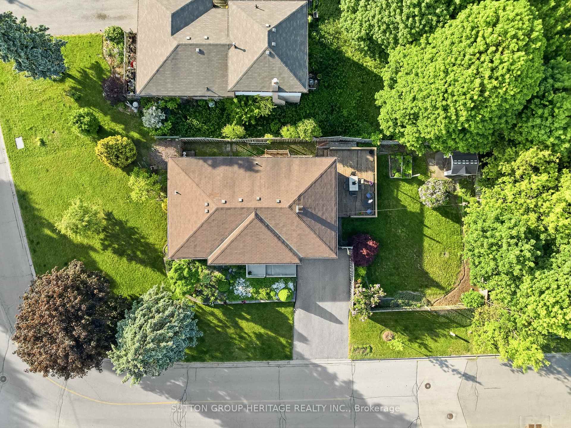 23 Jacwin Drive, Ajax — photo 5 of 5