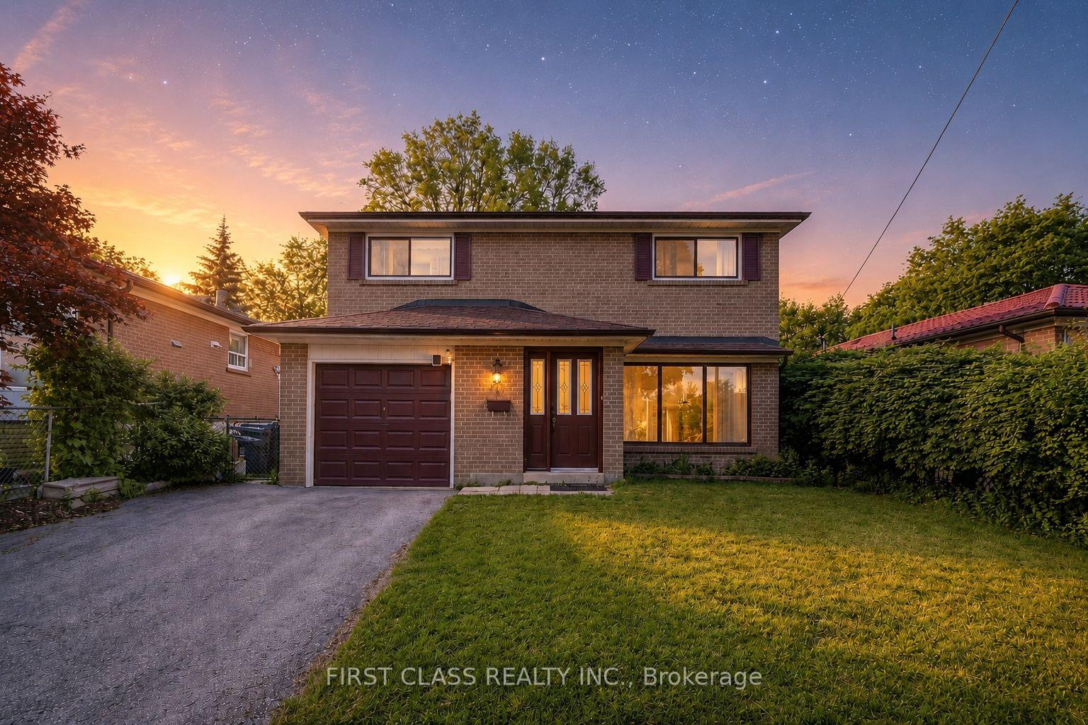 66 Sonmore Drive, Toronto E07, ON M1S 1X4