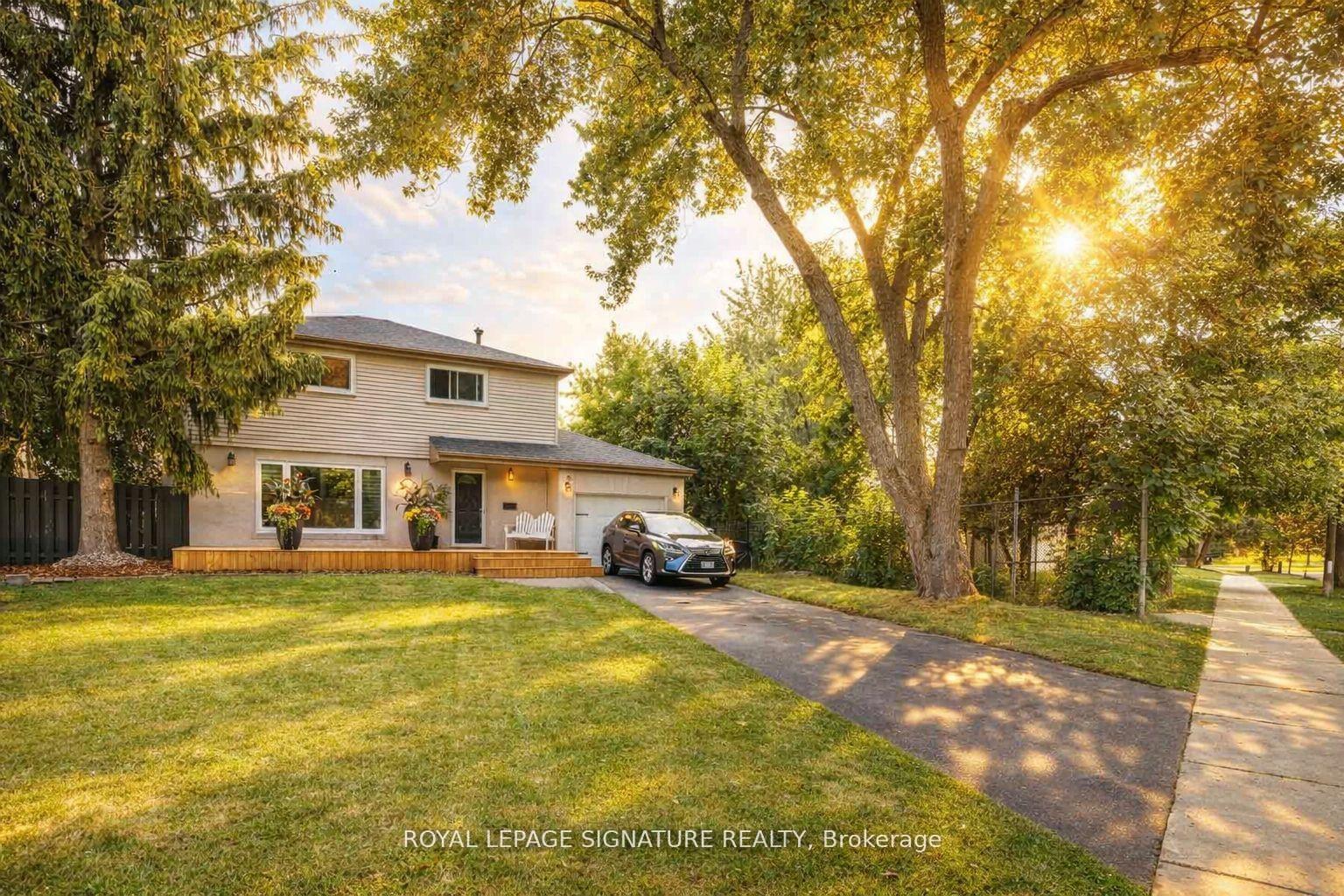 105 Catalina Drive, Toronto E08, ON M1M 1K7