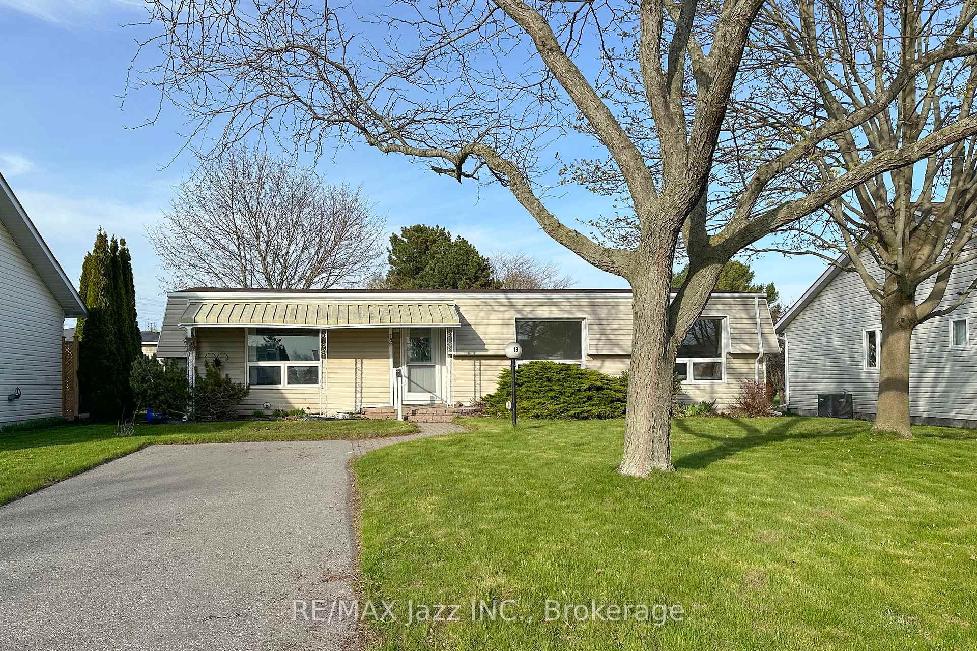 13 Steelhead Lane, Clarington, ON L1B 1B4