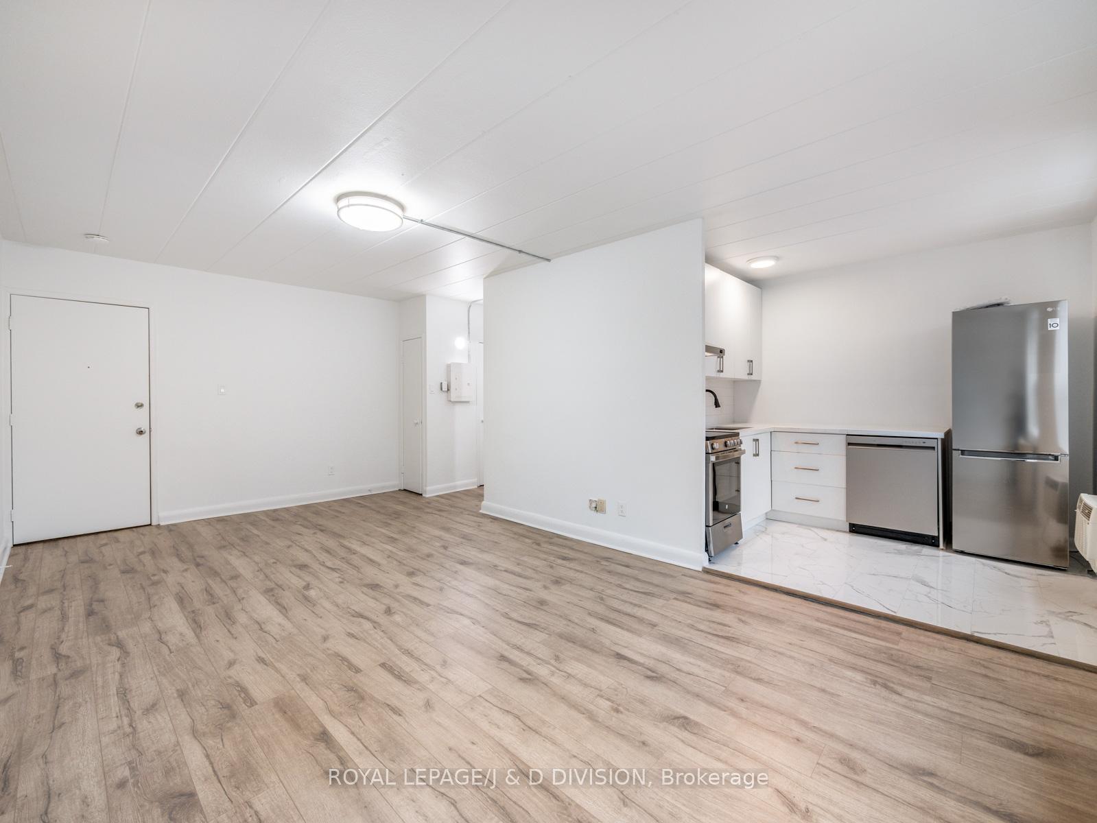 325 Sammon Avenue 102, Toronto E03, ON M4J 2A1 — Toronto E03, Ontario