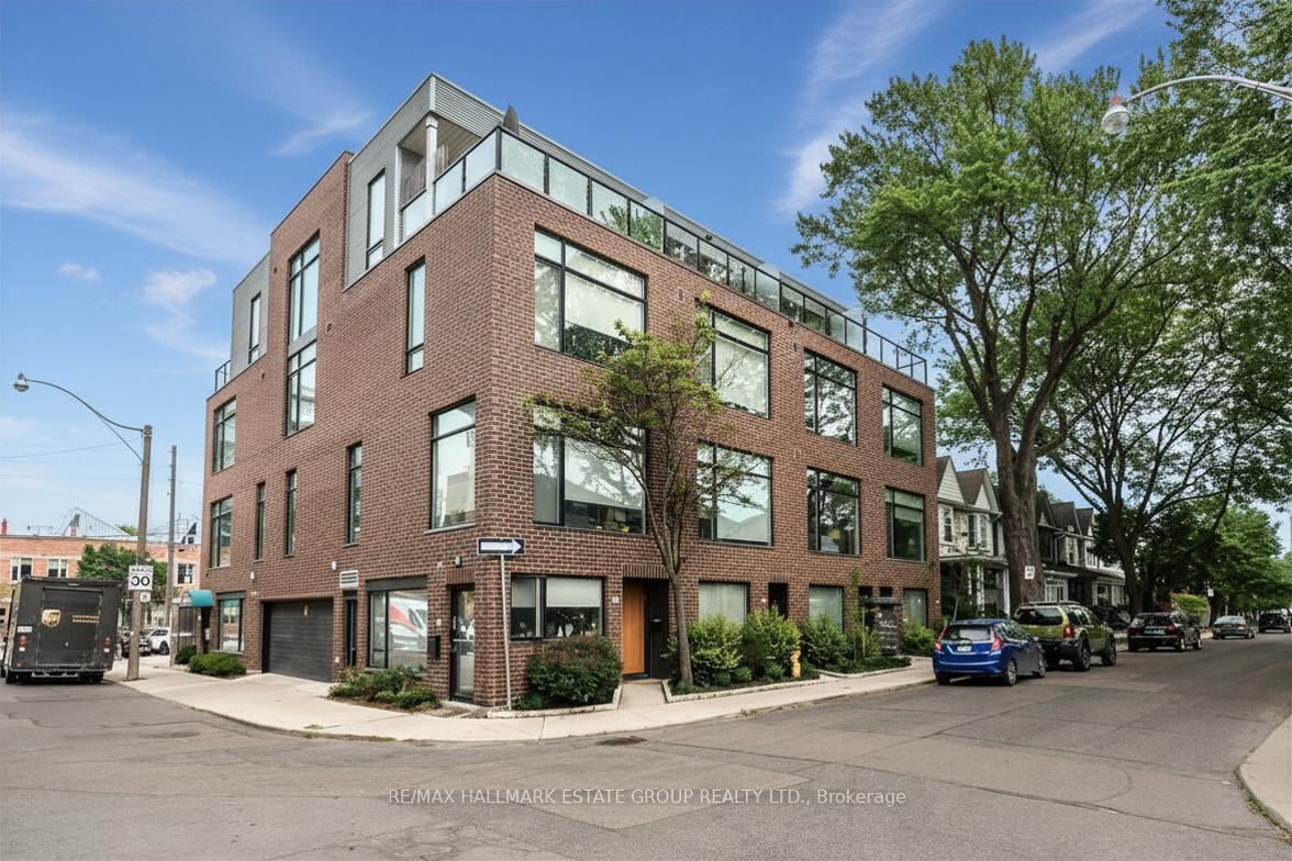 41 Verral Avenue 3, Toronto E01, ON M4M 2R3 — Toronto E01, Ontario