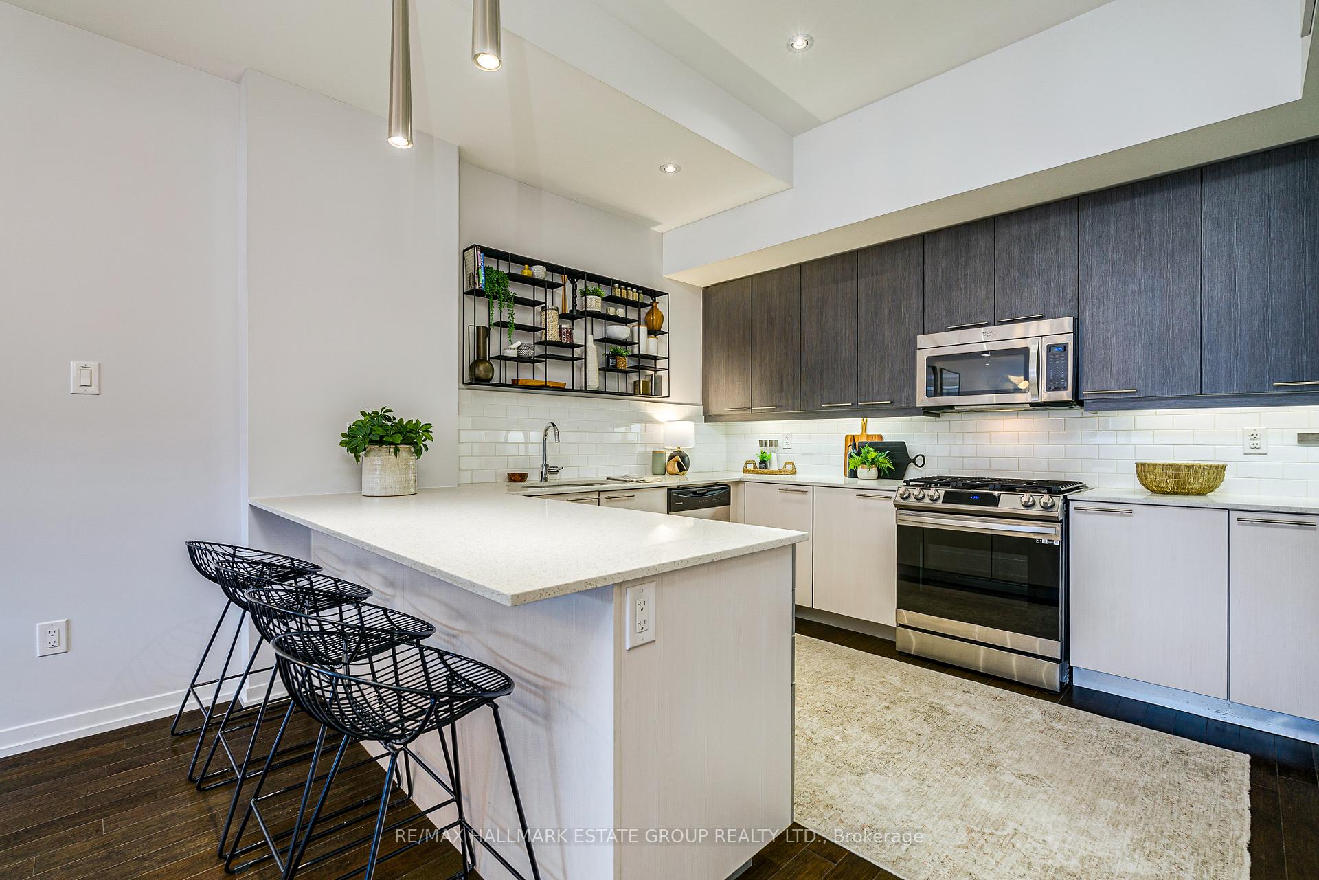 41 Verral Avenue 3, Toronto E01 — photo 4 of 5