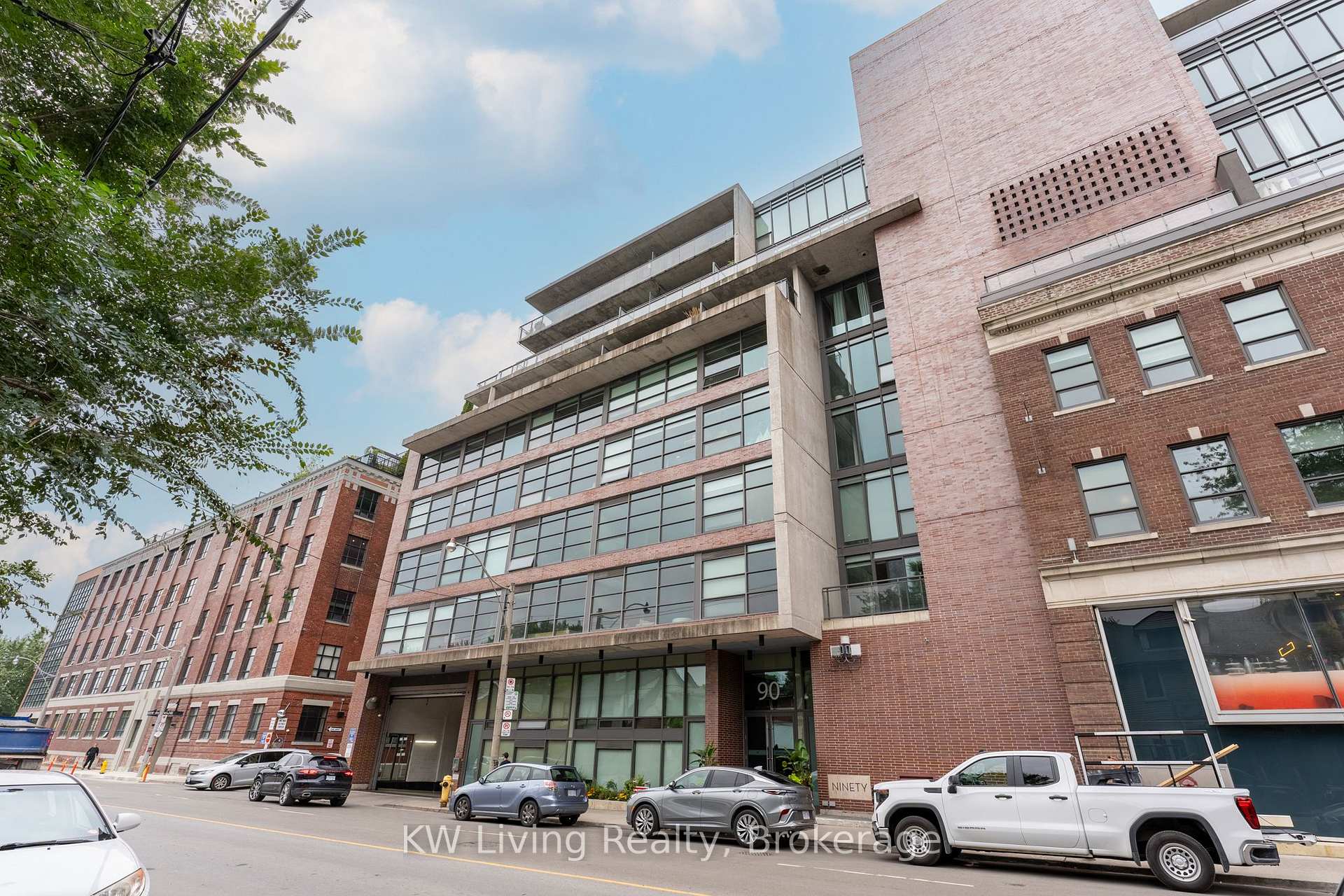 90 Broadview Avenue LW1, Toronto E01 — photo 2 of 5