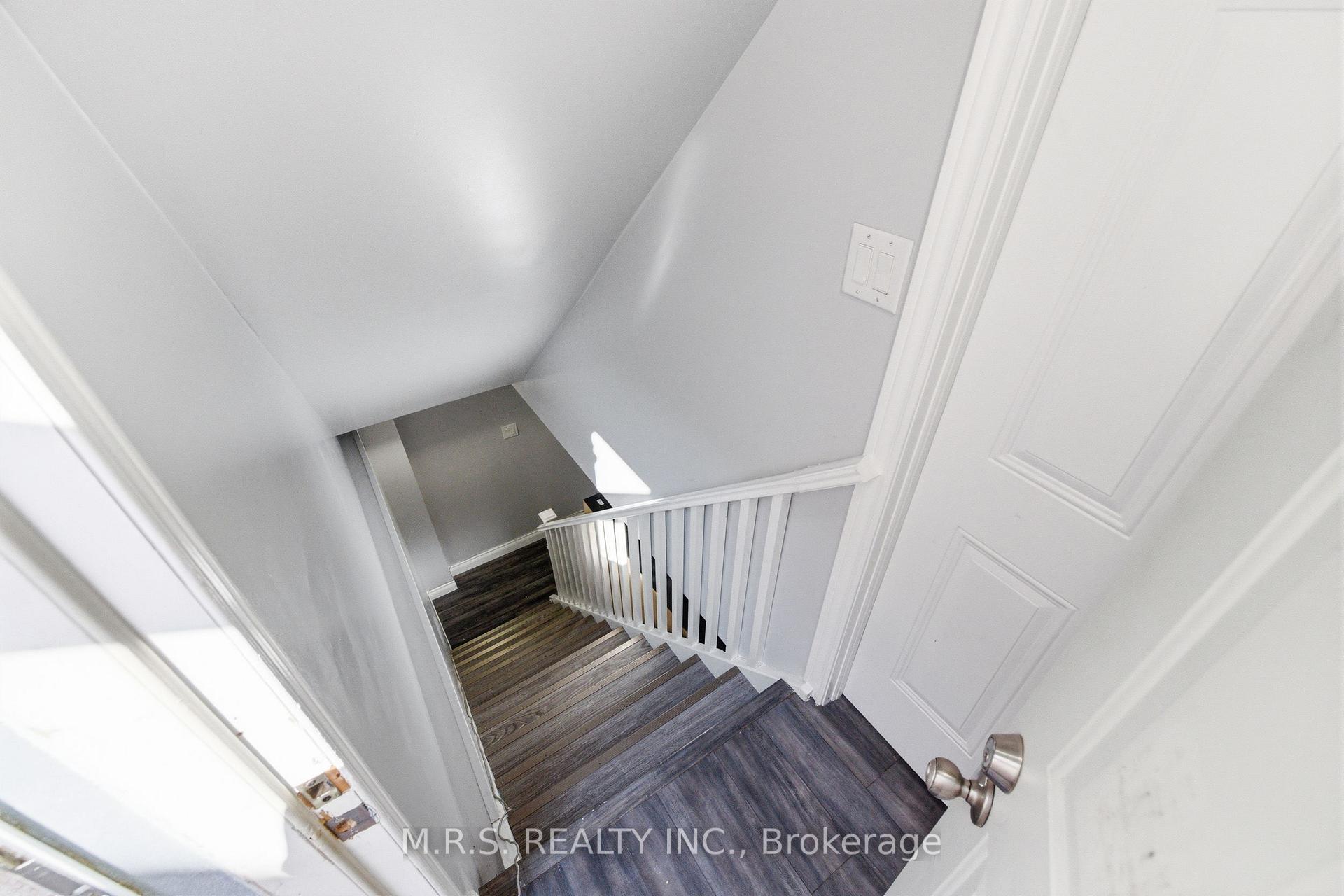 39 Palmer Drive Bsmnt, Ajax — photo 5 of 5