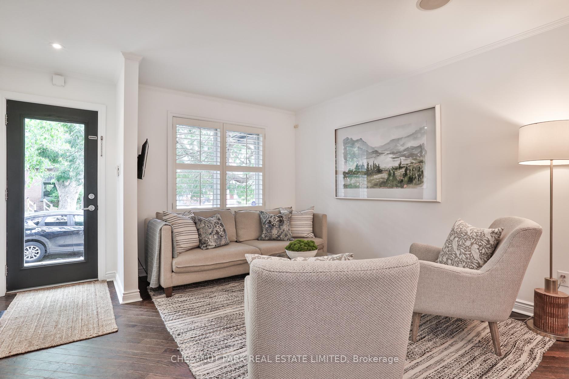 52 West Avenue W, Toronto E01 — photo 3 of 5