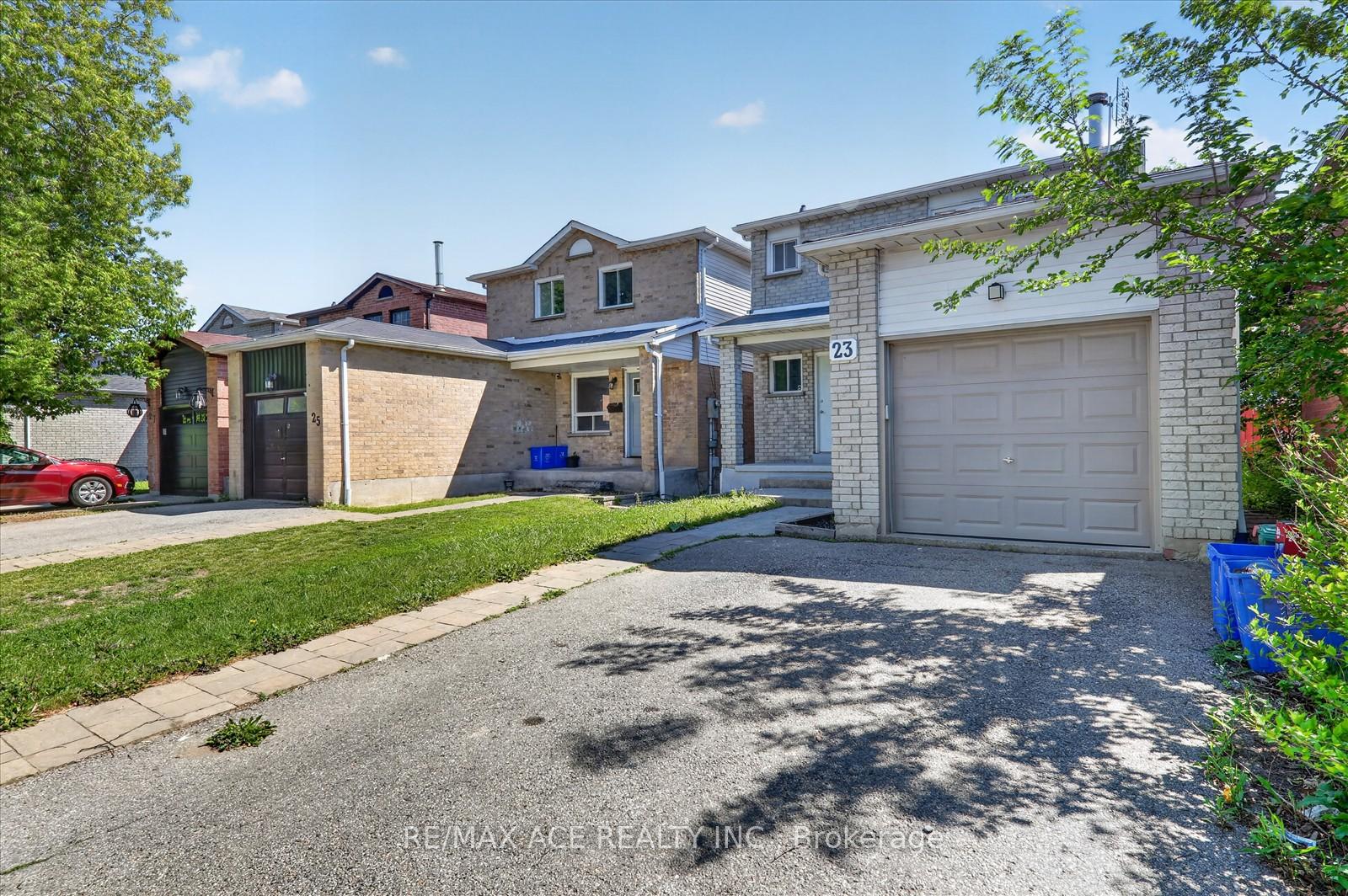 23 Chalmers Crescent, Ajax — photo 3 of 5