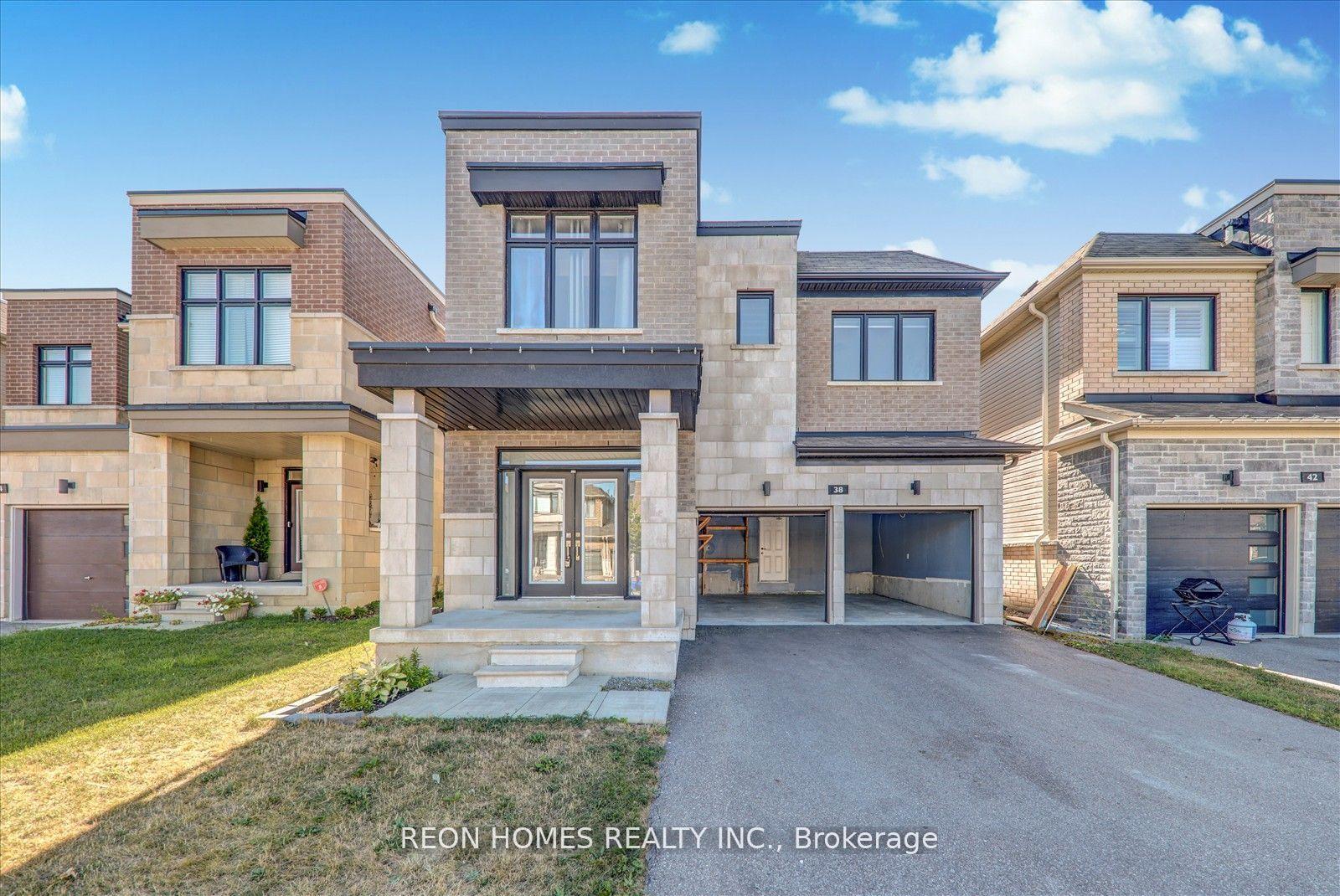 38 Crows Nest Lane, Clarington, ON L1C 4A9