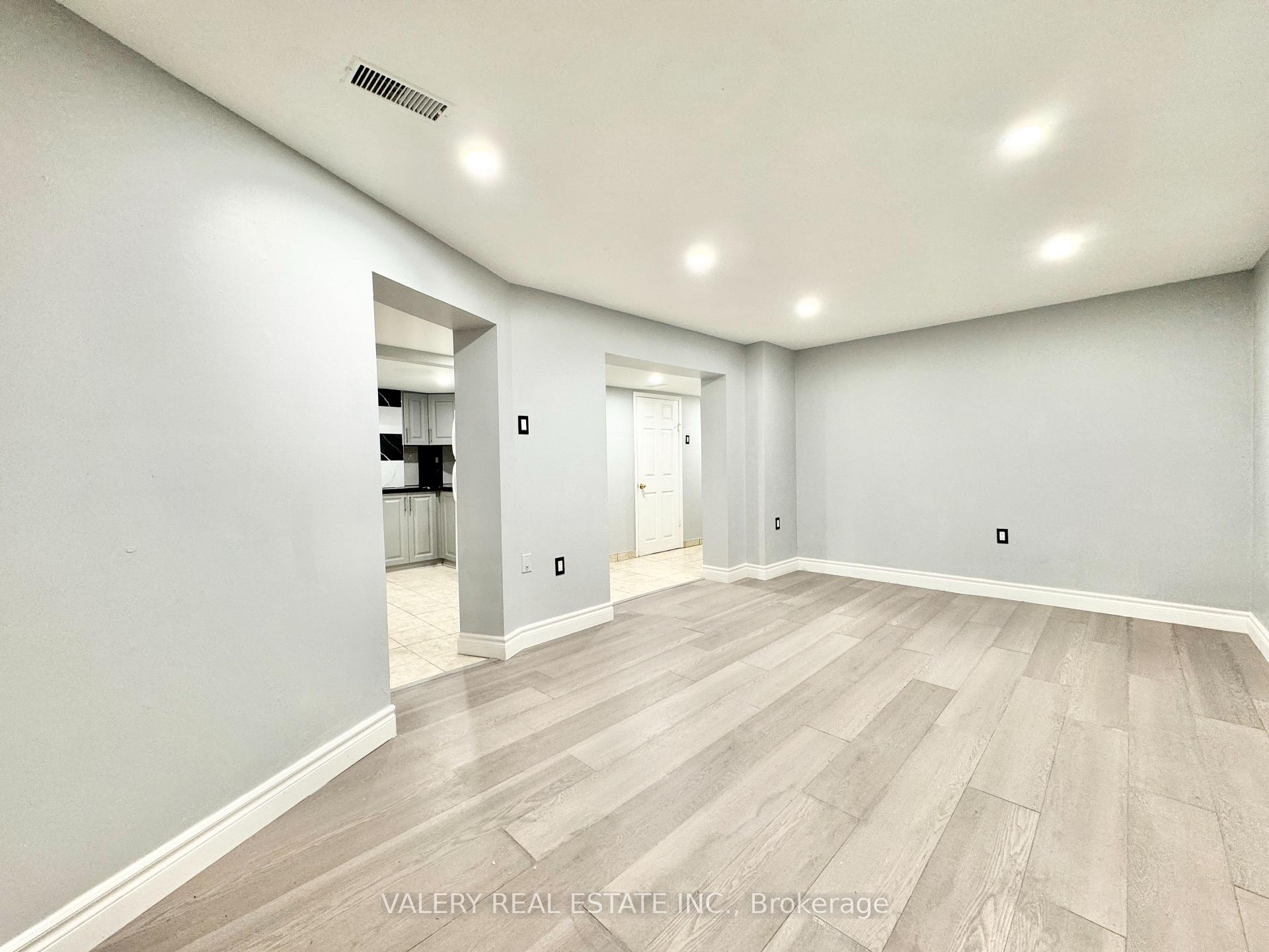 94 Reed Drive 2, Ajax — photo 3 of 5
