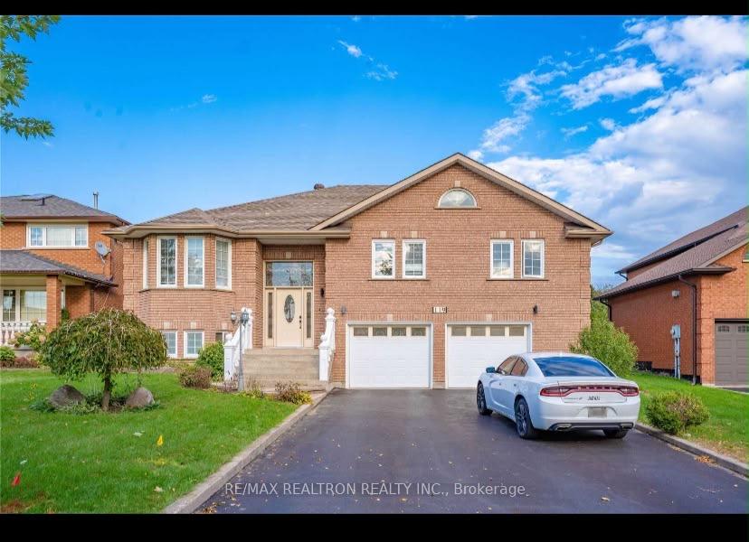 119 Elizabeth Street, Oshawa, ON L1J 8L9