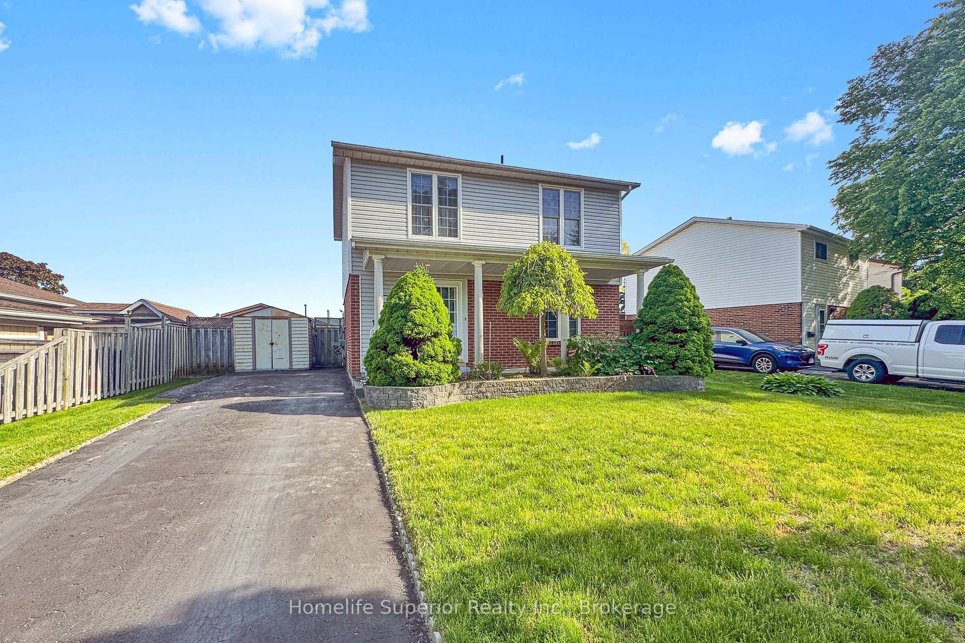 1057 Exeter Street, Oshawa, ON L1G 7G9