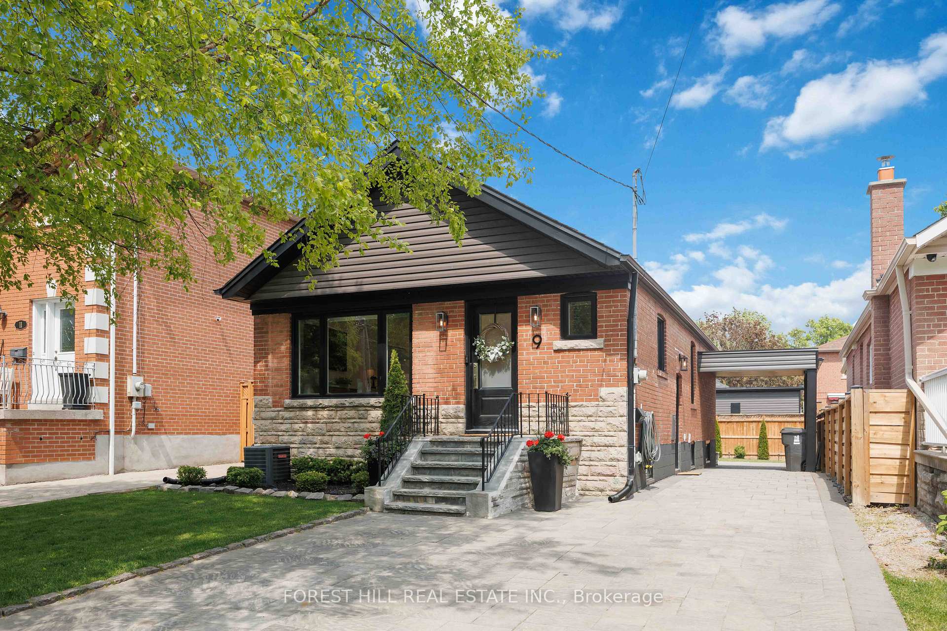 9 Marilyn Crescent, Toronto E03, ON M4B 3C5 — Toronto E03, Ontario