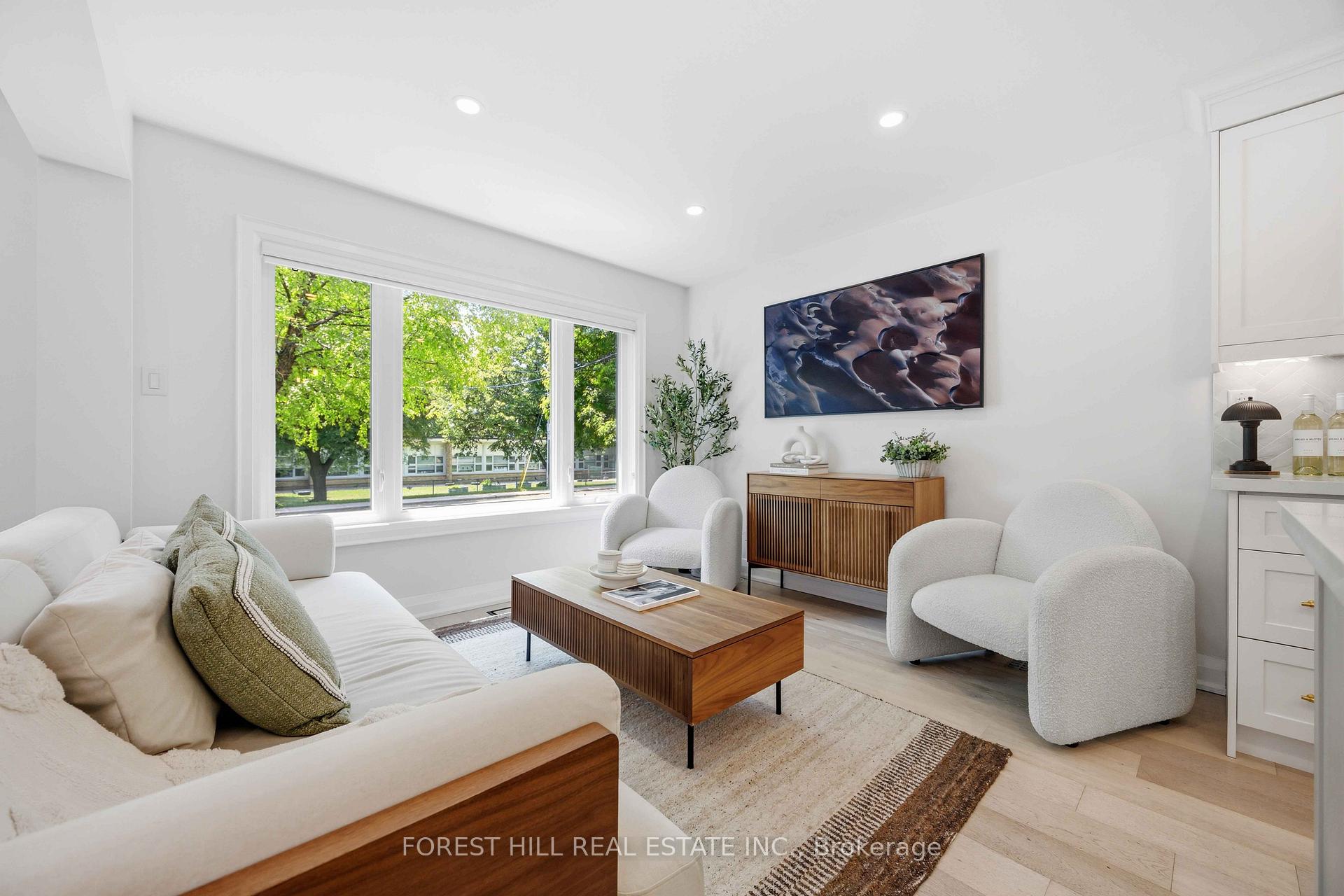 9 Marilyn Crescent, Toronto E03 — photo 4 of 5
