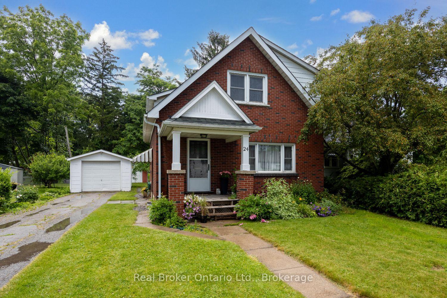 24 Liberty Street N, Clarington, ON L1C 2L6