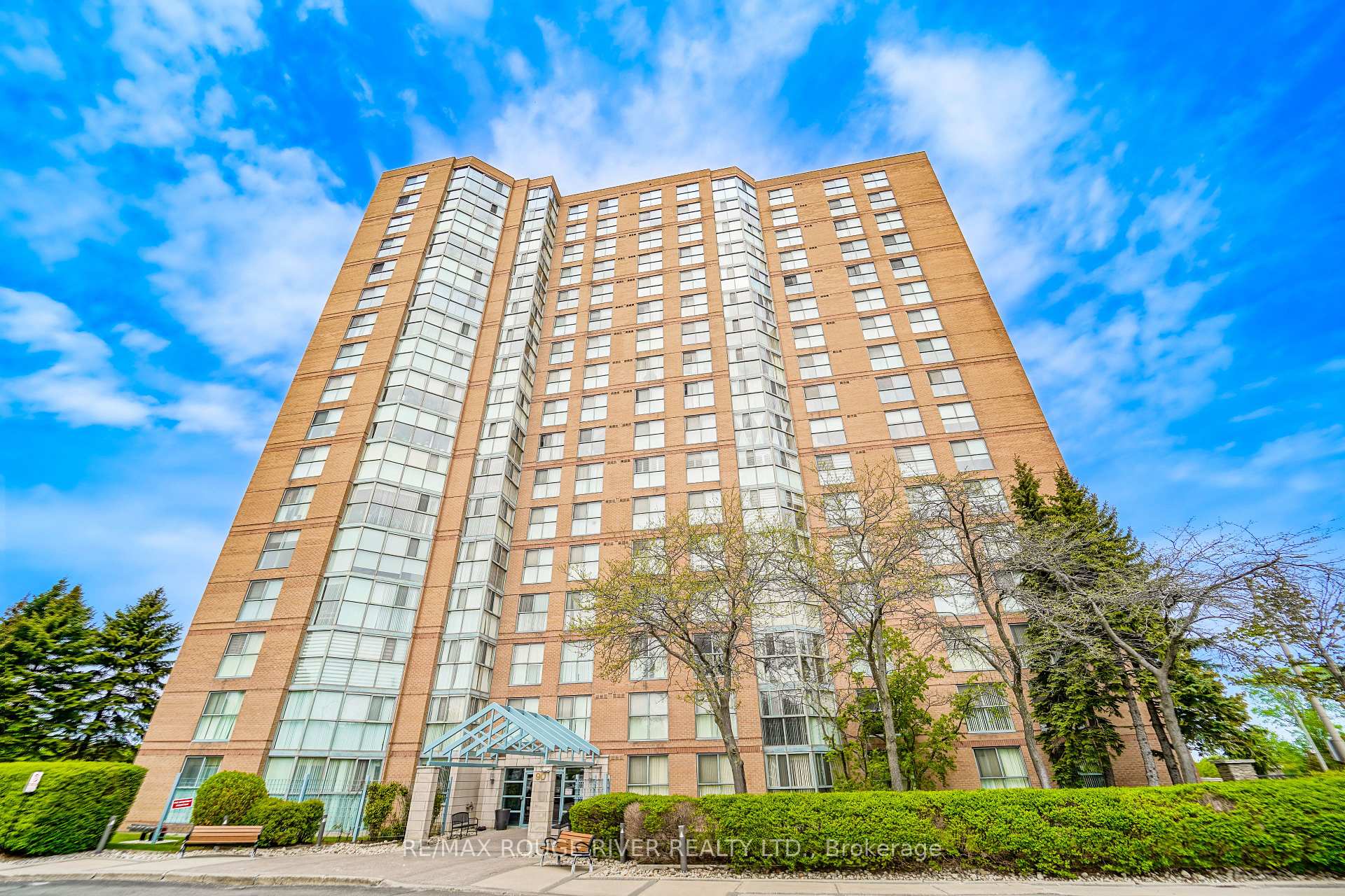 90 Dale Avenue 1706, Toronto E08, ON M1J 3N4
