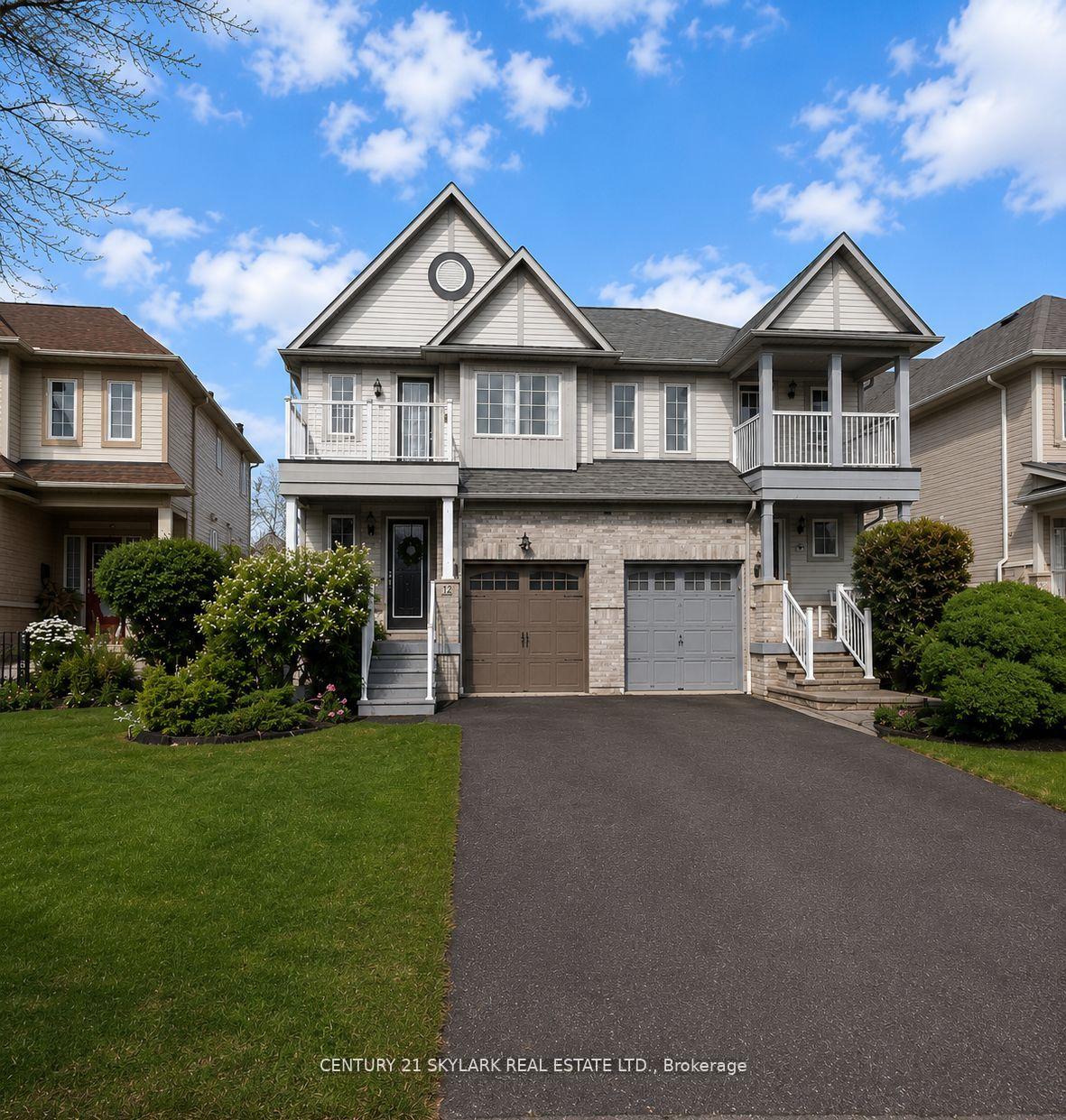 12 Carrington Place, Whitby, ON L1R 3E9