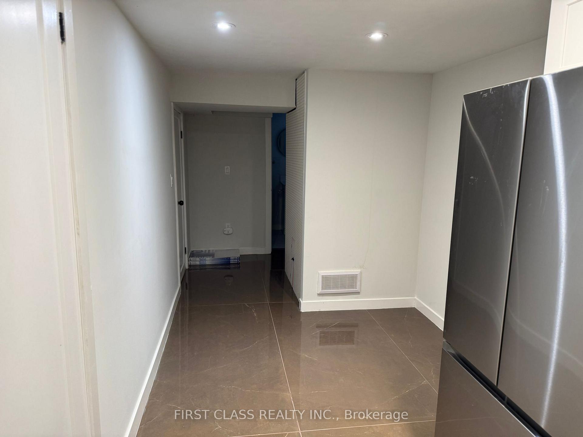 259 Floyd Avenue Bsmnt, Toronto E03 — photo 2 of 5