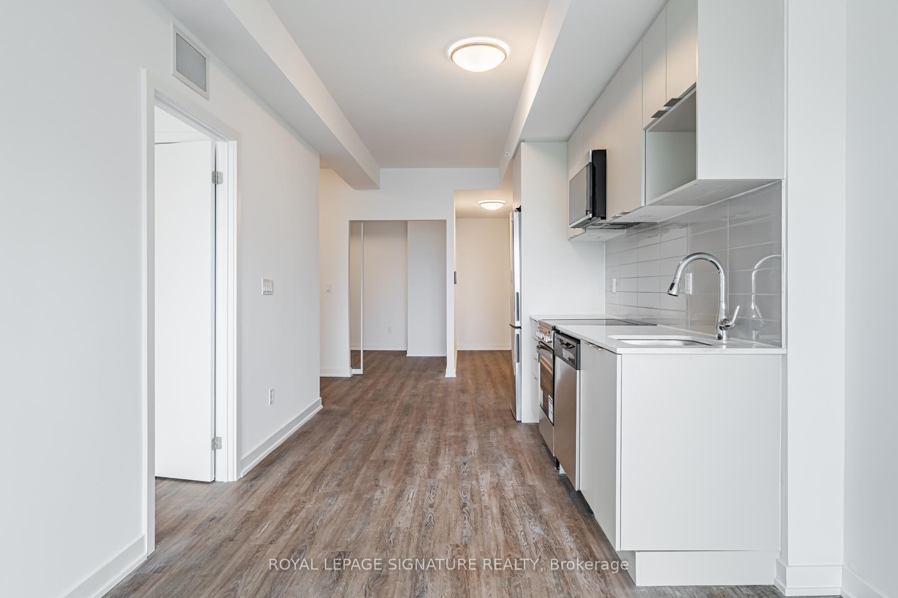 4569 Kingston Road 505, Toronto E10 — photo 2 of 5
