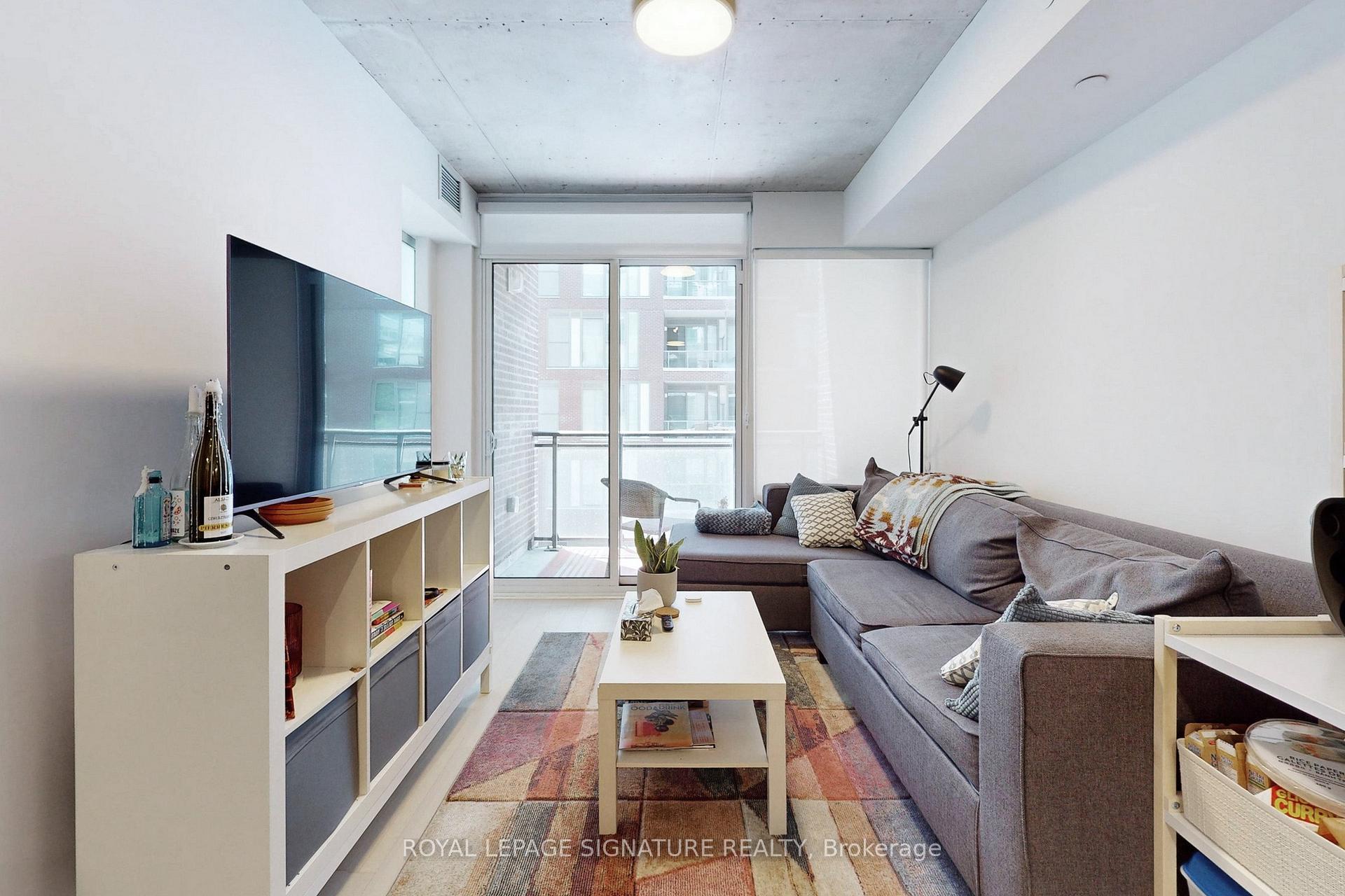 45 Baseball Place 303, Toronto E01 — photo 2 of 5