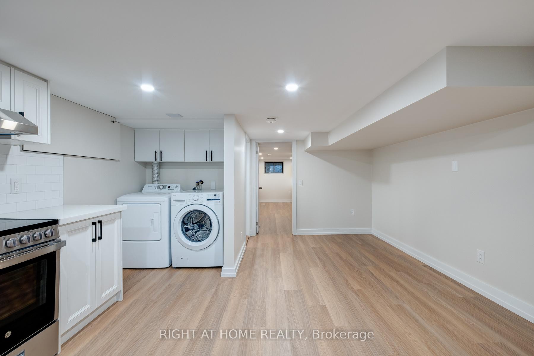 3 Muriel Avenue Lower, Toronto E03 — photo 3 of 5
