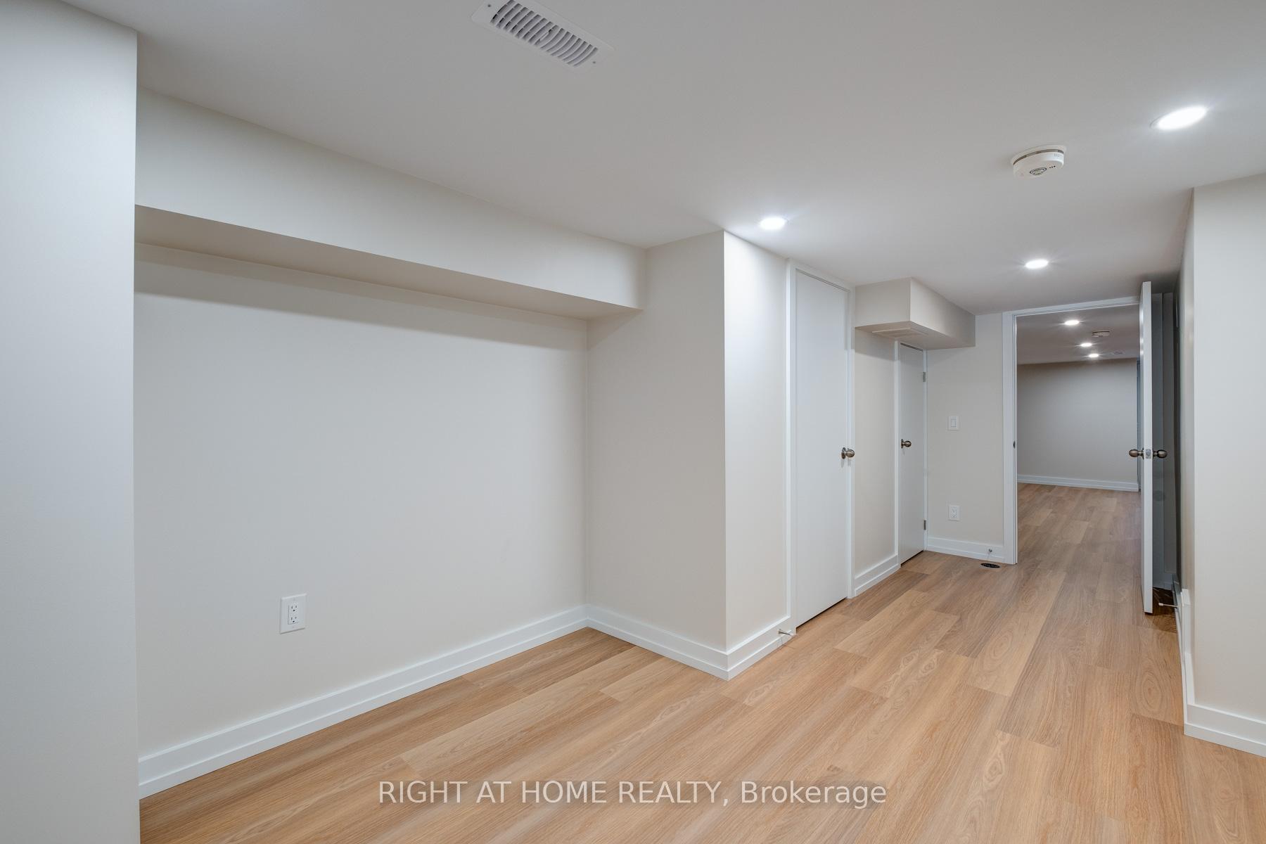 3 Muriel Avenue Lower, Toronto E03 — photo 5 of 5