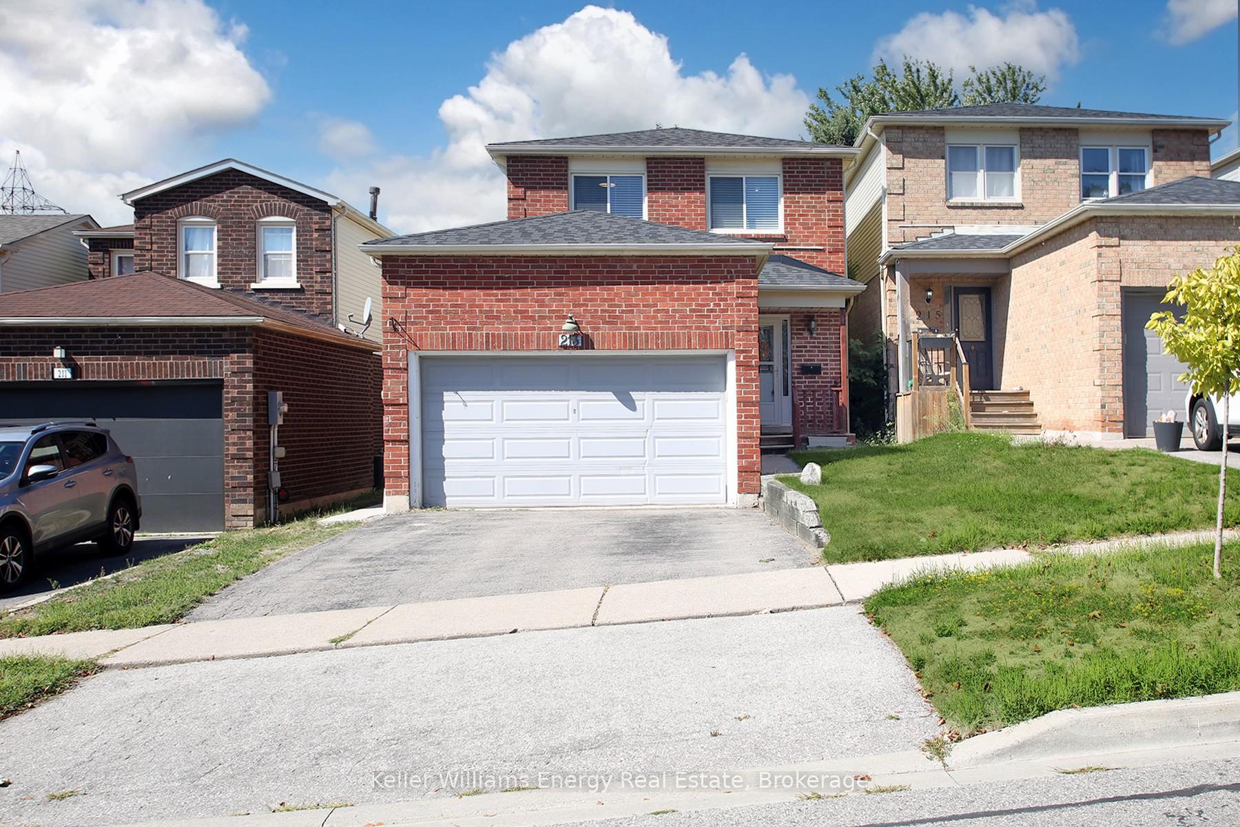 213 Glen Hill Drive Lower, Whitby, ON L1N 7J5