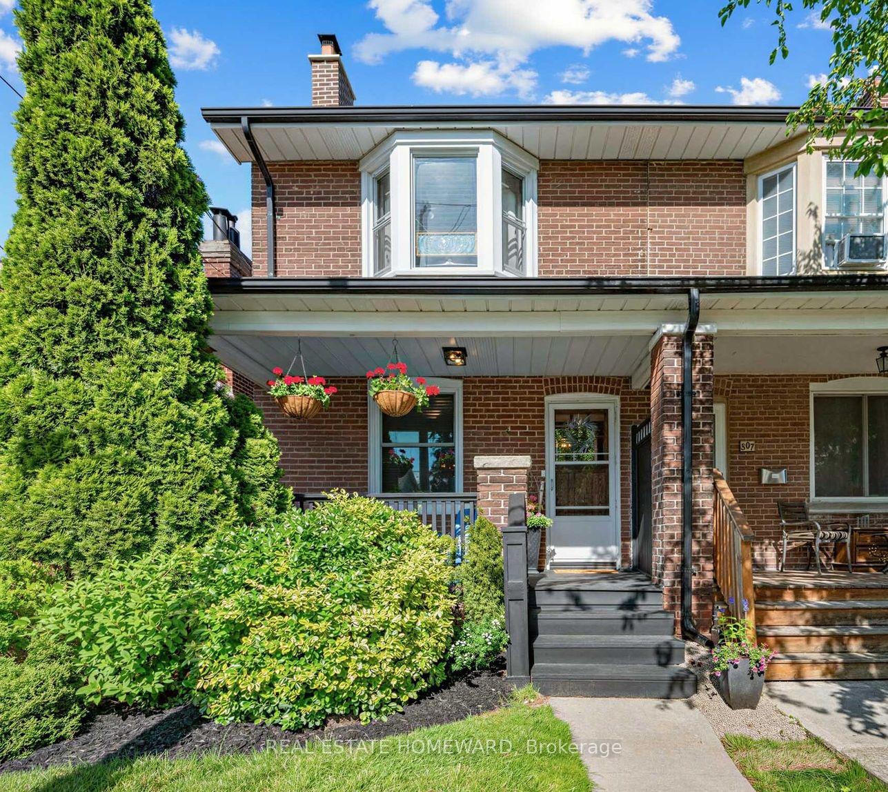 309 Chisholm Avenue, Toronto E03, ON M4C 4W5 — Toronto E03, Ontario