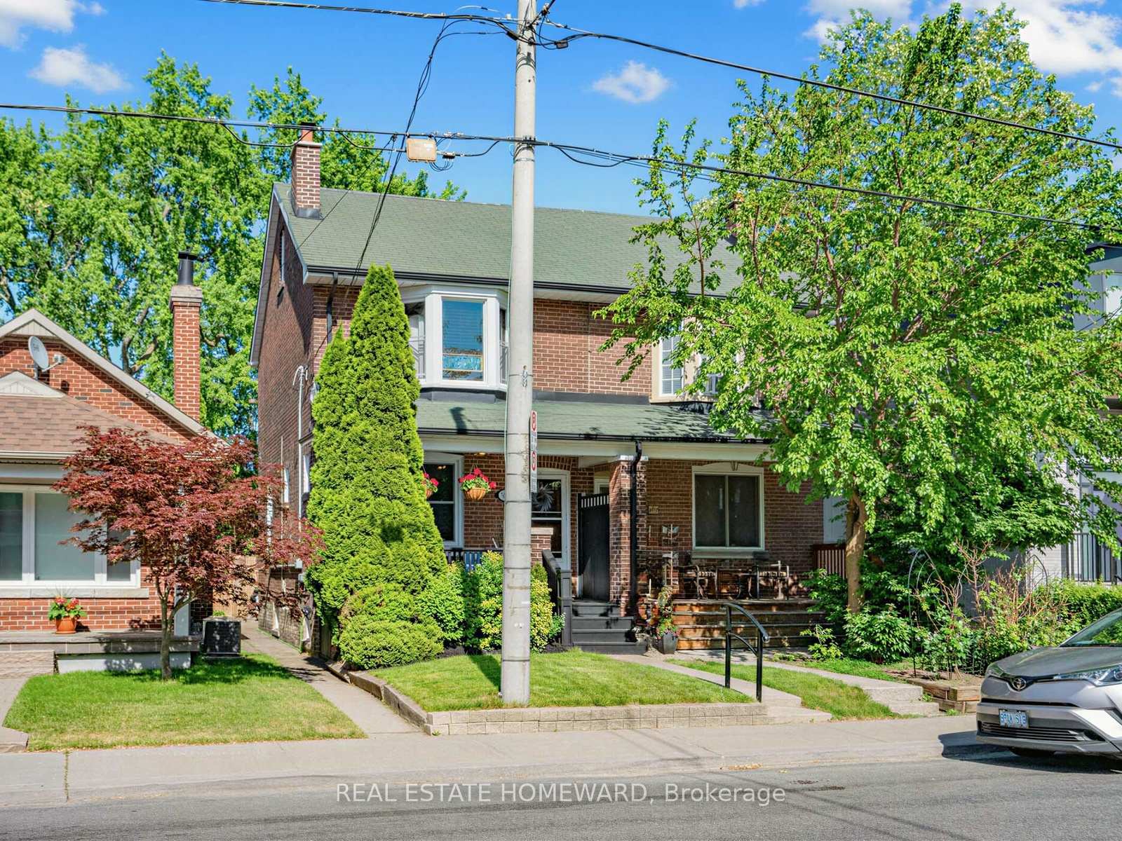 309 Chisholm Avenue, Toronto E03 — photo 2 of 5