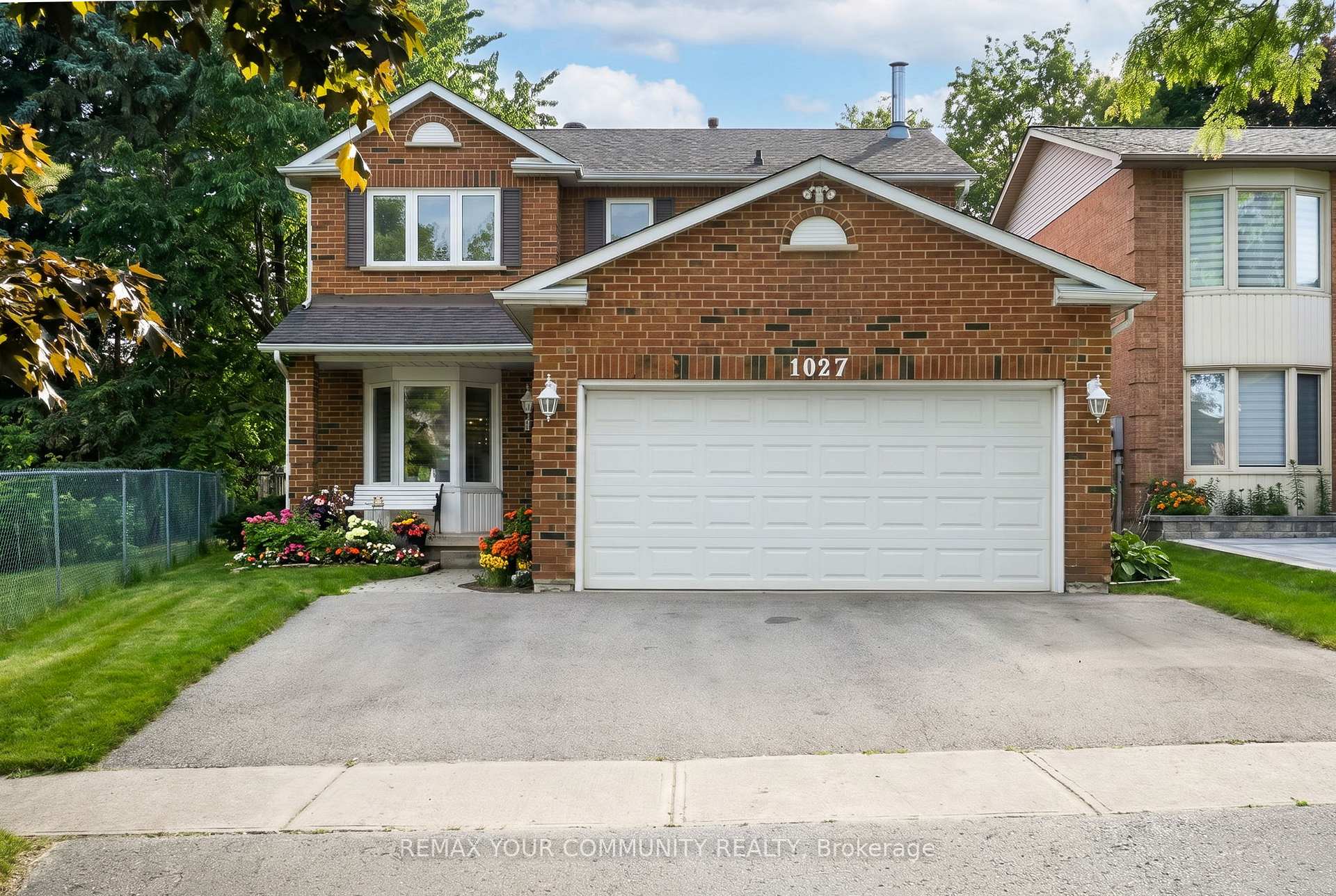 1027 Benton Crescent, Pickering, ON L1X 1M8