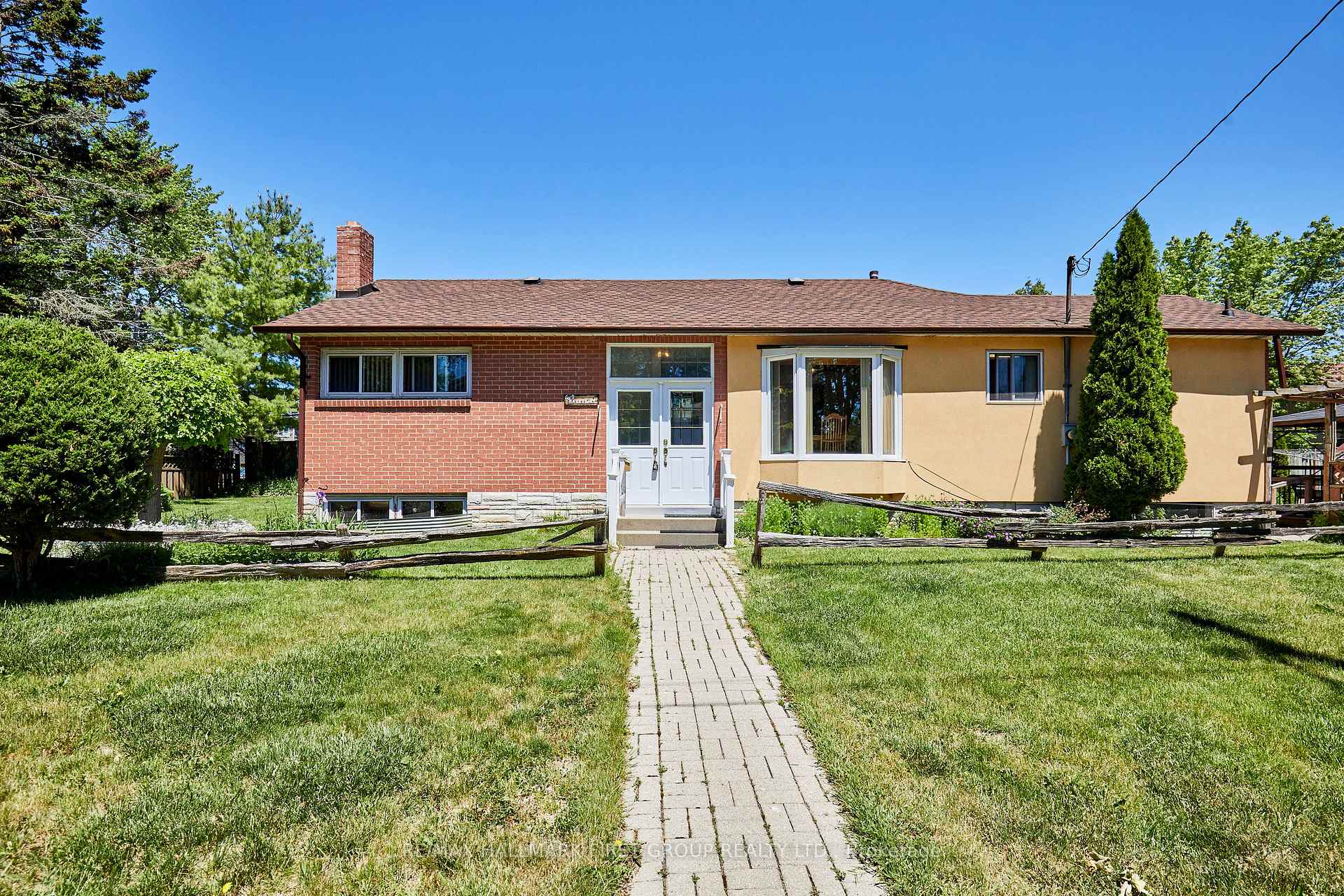 669 Marksbury Road, Pickering, ON L1W 2T3