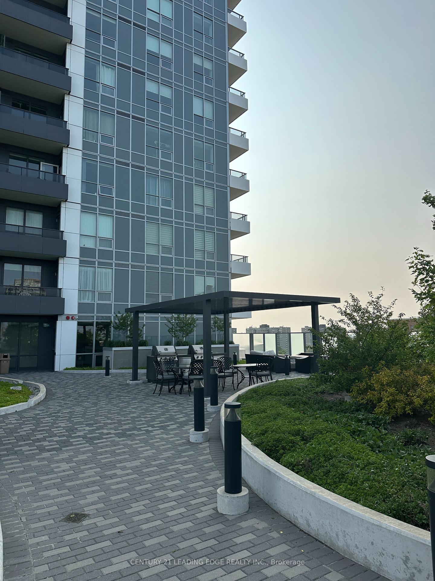 3121 Sheppard Avenue E 827, Toronto E05, ON M1T 3J7