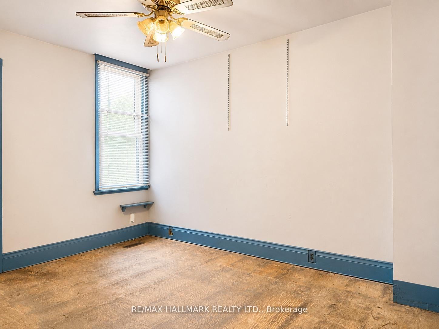 71 Boulton Avenue, Toronto E01 — photo 2 of 5