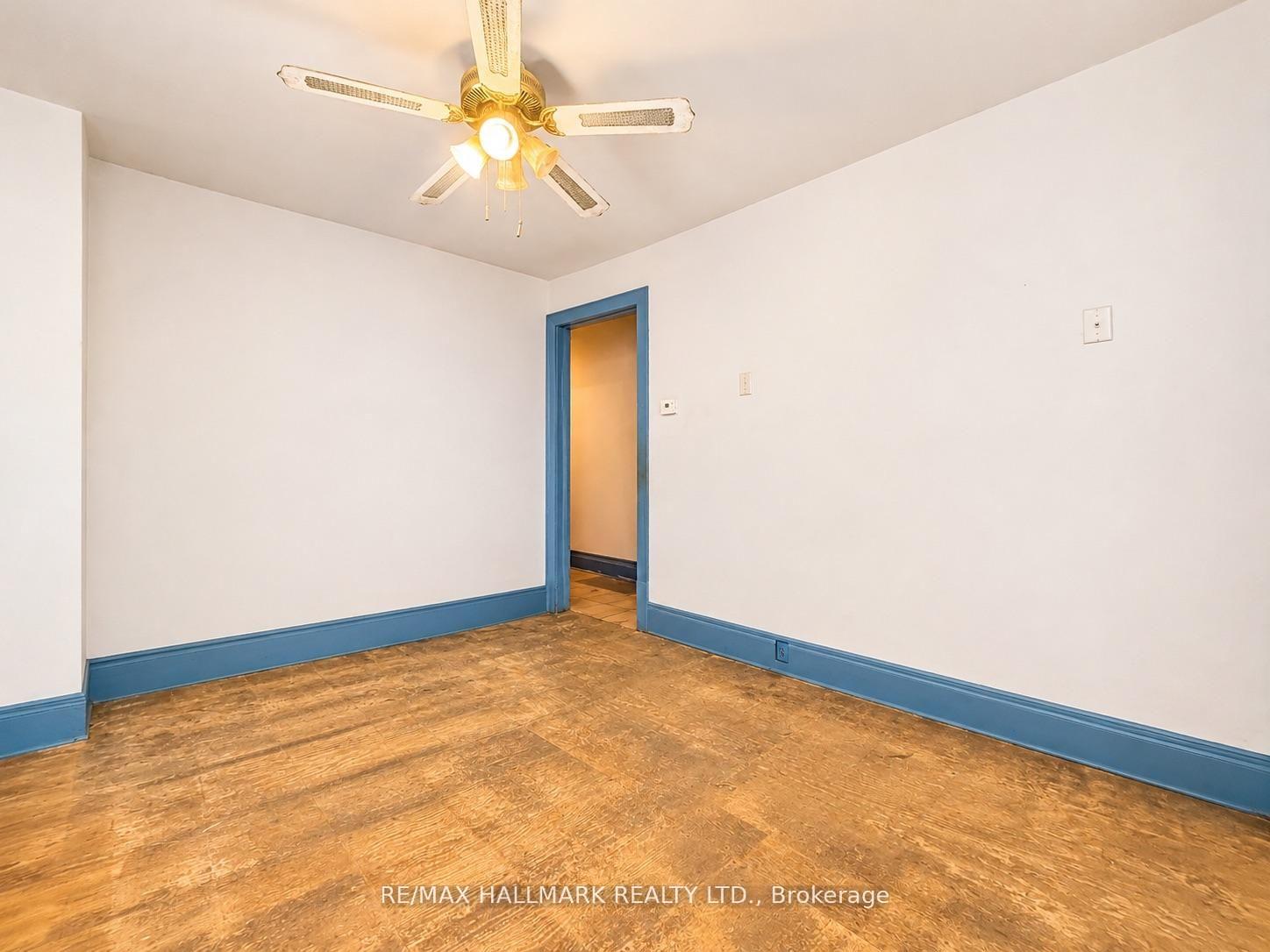 71 Boulton Avenue, Toronto E01 — photo 4 of 5