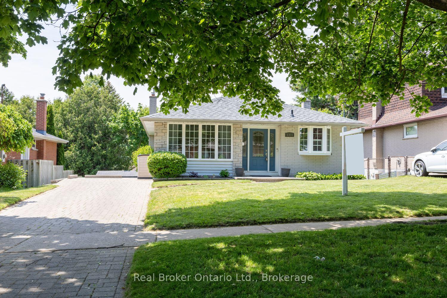 544 Wilson Road N, Oshawa, ON L1G 6E9