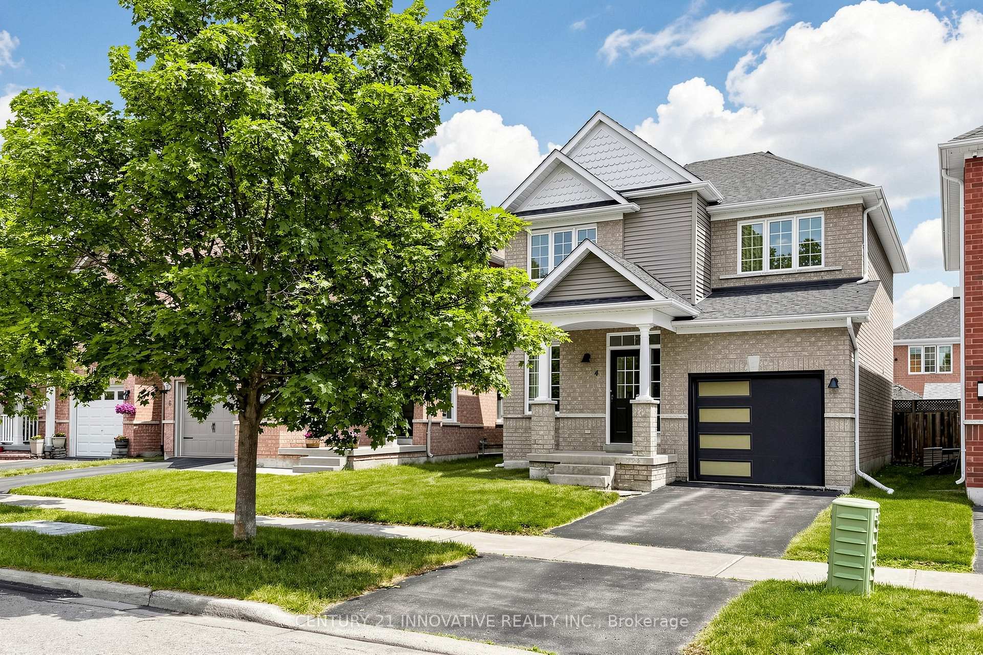 4 Pogonia Street, Toronto E11, ON M1X 1Z7