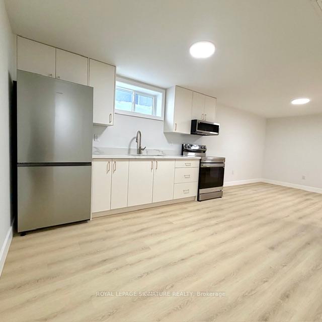 293 Glebemount Avenue Lower, Toronto E03 — photo 5 of 5