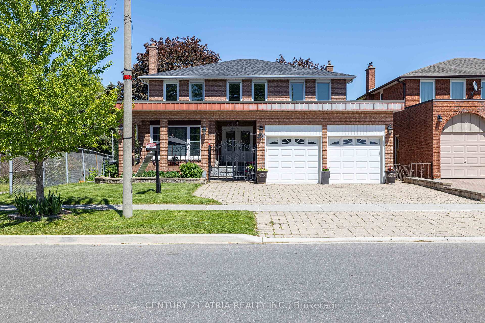 33 Morbank Drive, Toronto E05, ON M1V 2M1