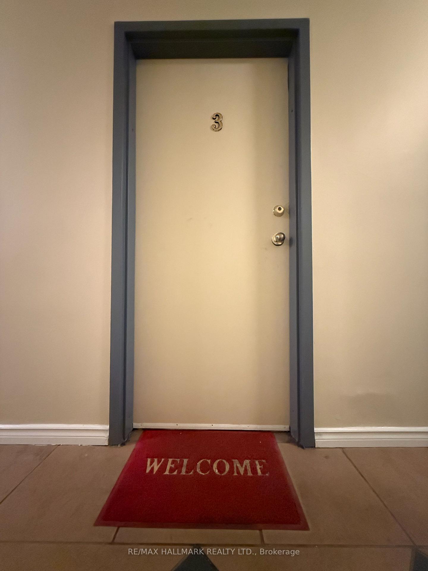 2881 Lawrence Avenue E 3, Toronto E09, ON M1P 2S9