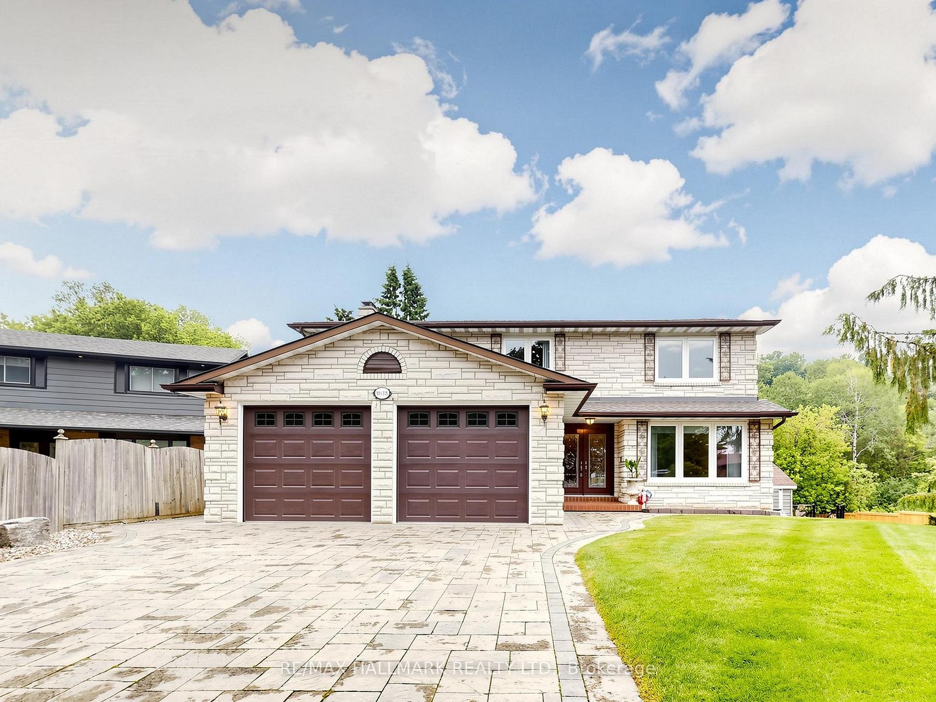 1038 Pinetree Court, Oshawa, ON L1K 1P4