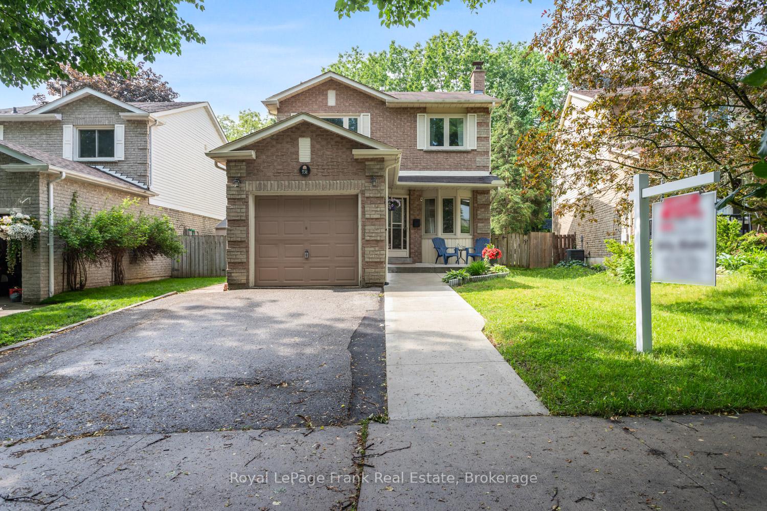 731 Honey Tree Court, Whitby, ON L1N 7W5