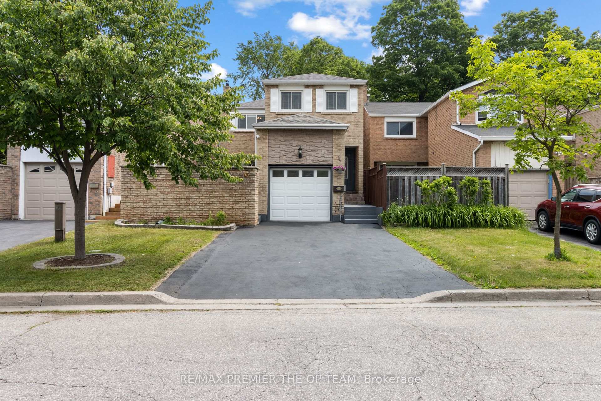 93 Sudbury Hall Drive, Toronto E11, ON M1B 3H5