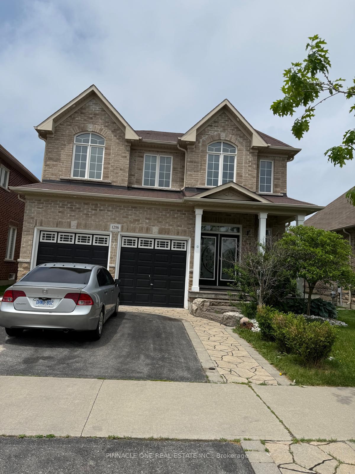 1286 Kettering Drive Upper, Oshawa, ON L1K 3A9