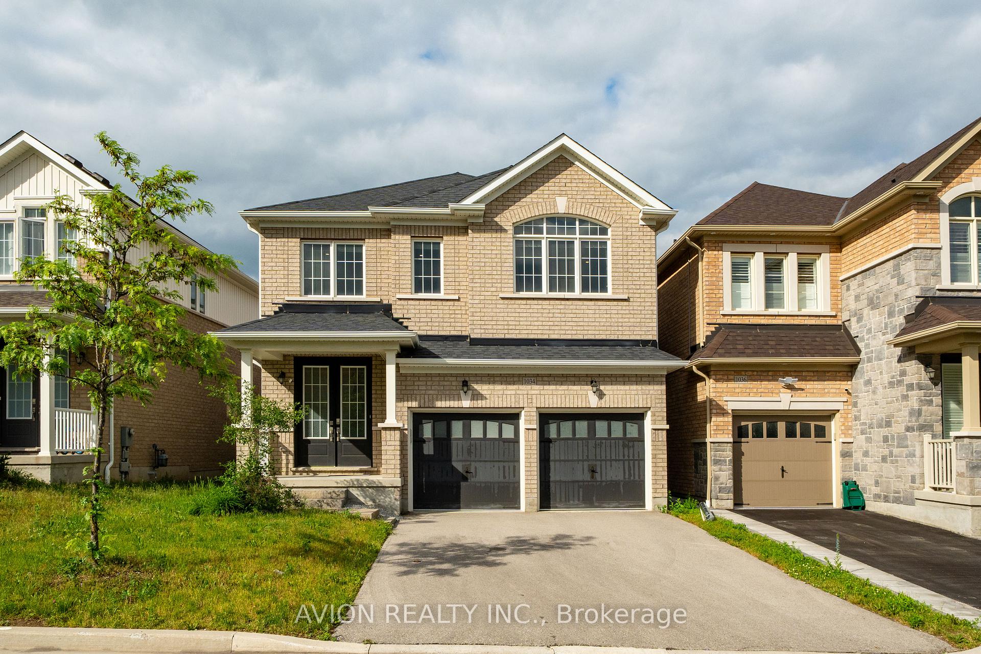 1034 Tigerlily Trail, Pickering, ON L1V 2P8