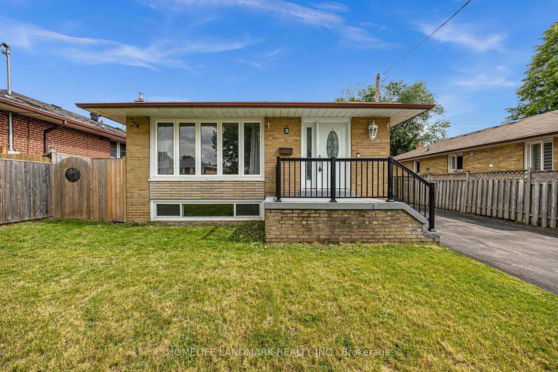 3 Chopin Avenue, Toronto E04, ON M1K 2W3